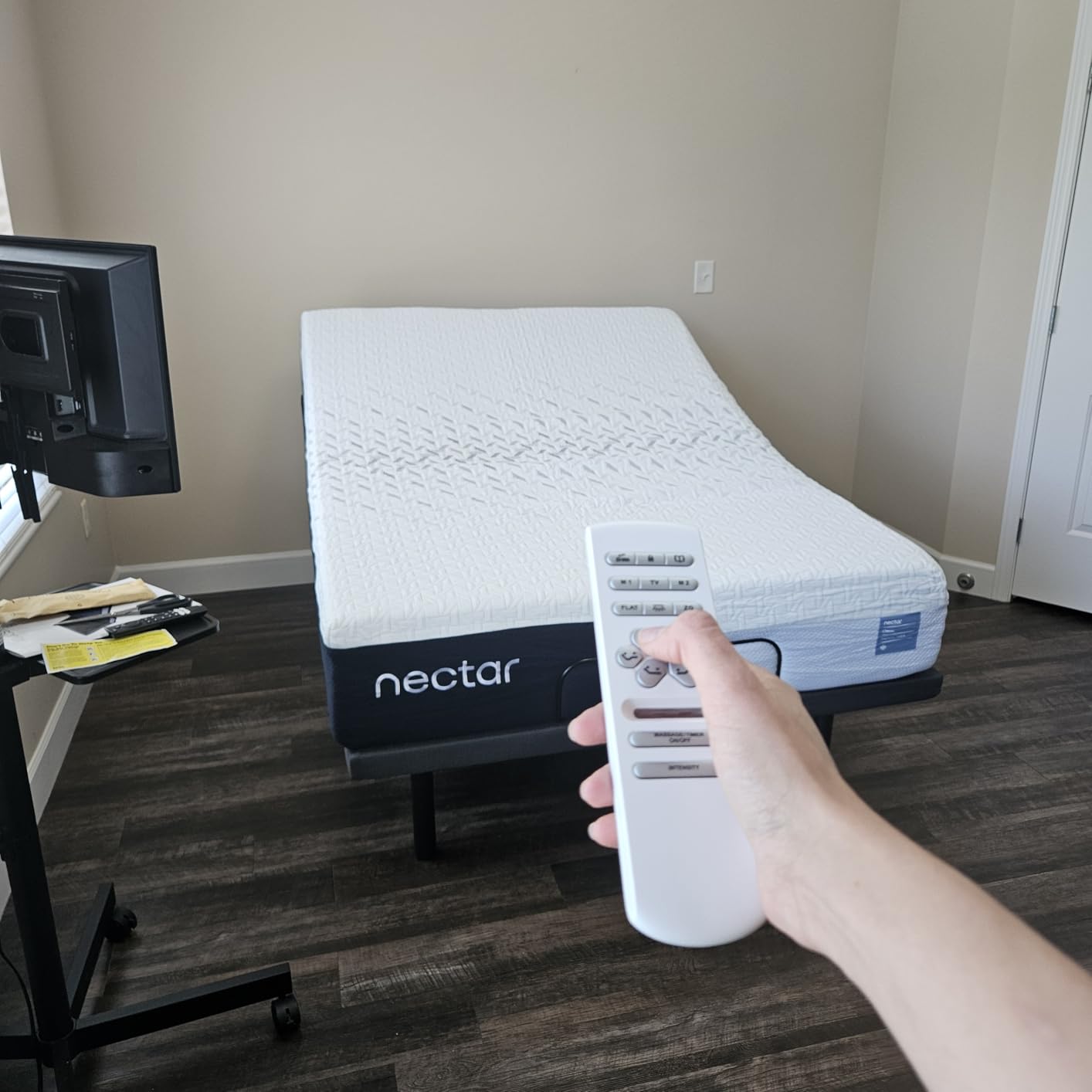 Nectar Premier Adjustable Base, Queen, Head & Foot, Massage | Wireless Remote with Memory, 3 Massage Settings, 4 USB Ports, Anti-Snore & Zero Gravity, Easy No-Tool Assembly customer photo 1