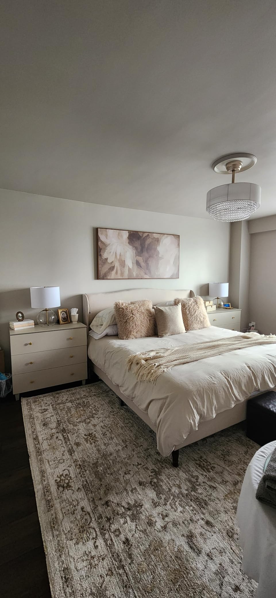 koorlian Queen Size Bed Frame Upholstered Platform Bed with 51