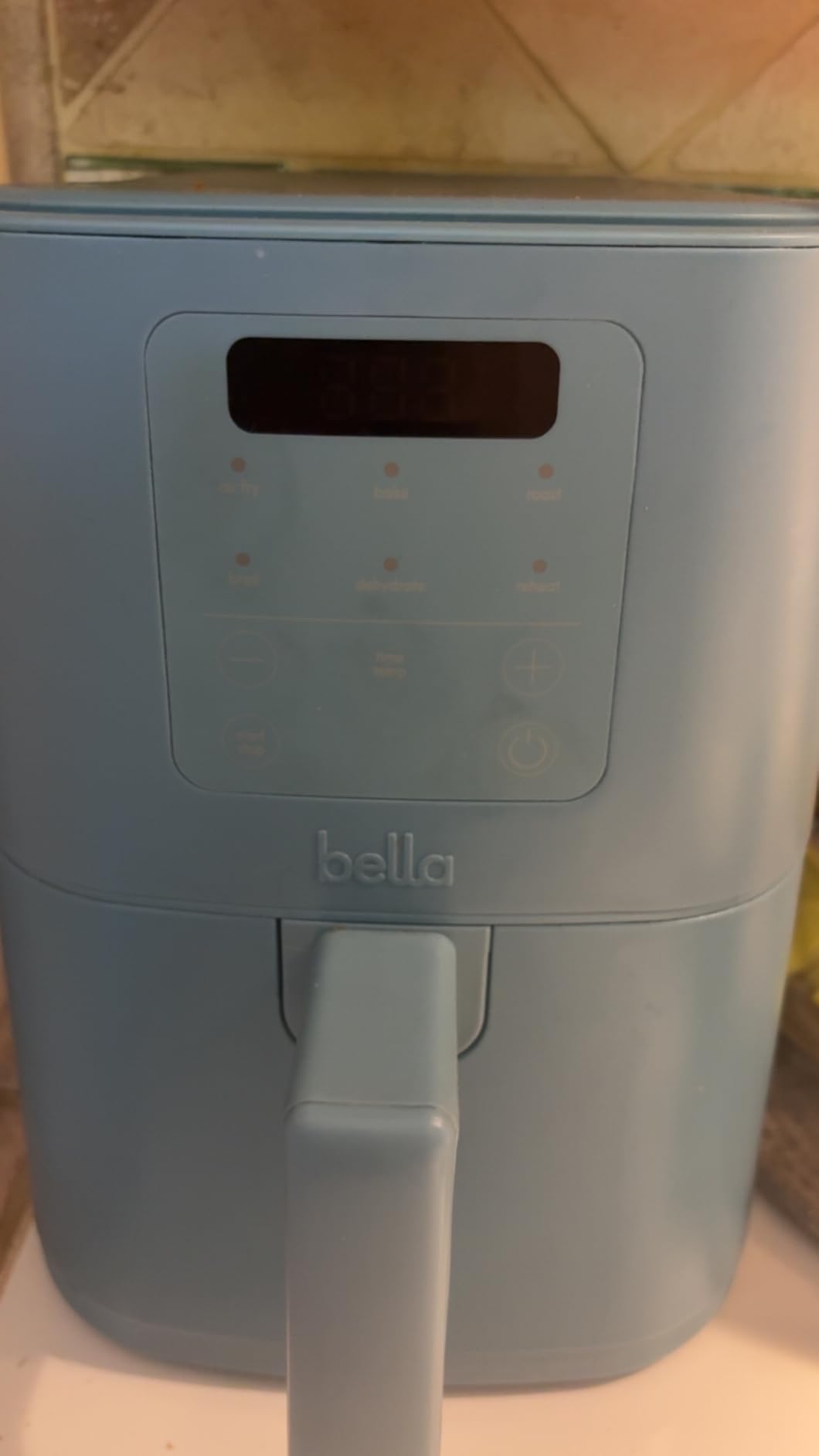 bella Fits-anywhere Slim 4qt Air Fryer, Non-Toxic Coating, Oatmilk customer photo 2