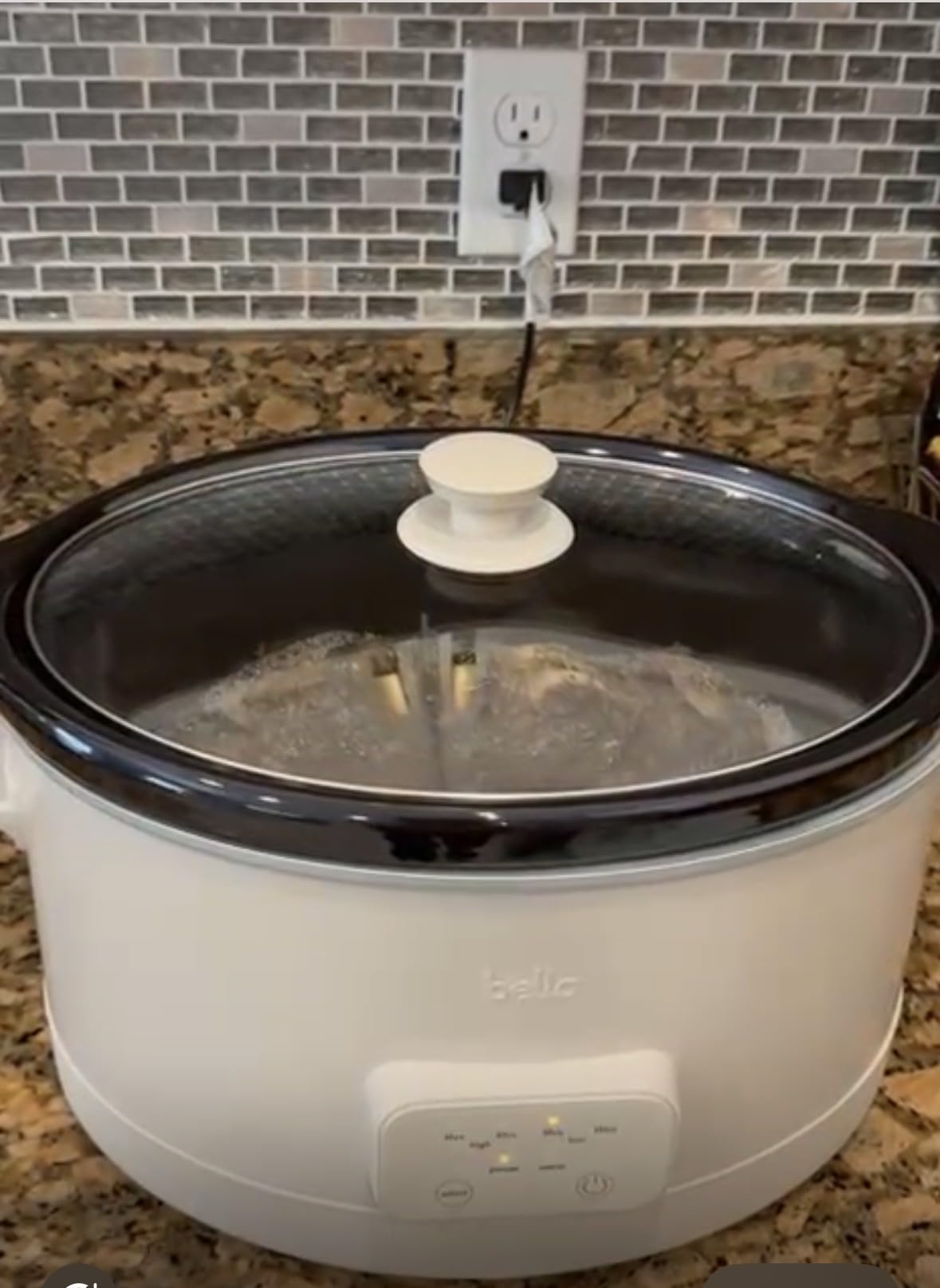 BELLA 6.0 Qt Programmable Slow Cooker, Ceramic Nonstick Coating, Adjustable Temperature & Cooking Times, Dishwasher Safe Stoneware Pot & Tempered Glass Lid, Tangle Free Cord Wrap, Plum customer photo 2
