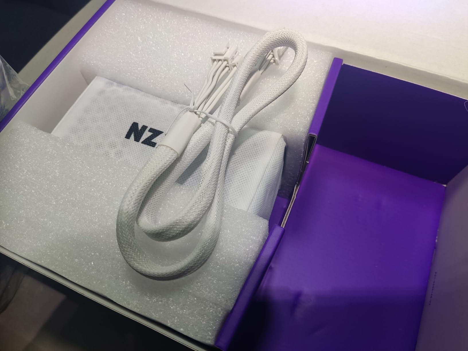 NZXT C850 Gold ATX 3.1-850W Fully Modular Power Supply | 850W 80 PLUS Gold ATX 3.1 PSU, fully modular and quiet. PCIe 5 ready for modern GPUs, backed by a 10-year warranty. customer photo 2