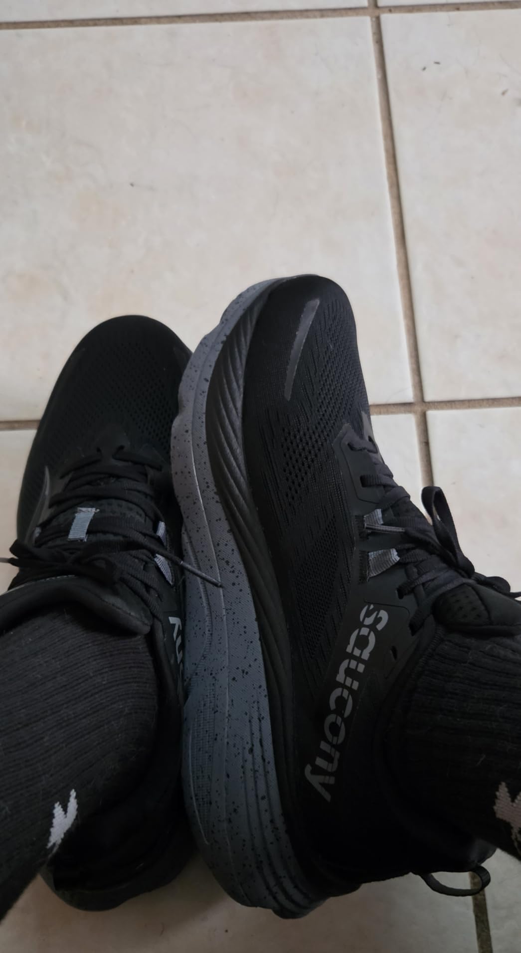 Men's Hurricane 24 Sneaker customer photo 1