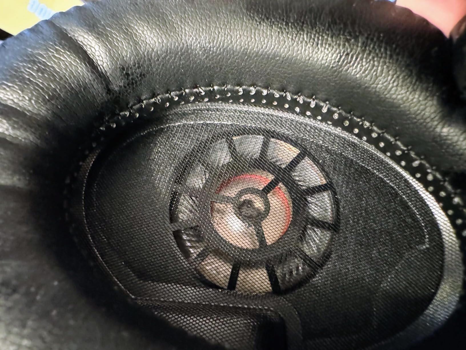 Sennheiser HD 620S Audiophile Closed-Back Over-Ear Headphones customer photo 2