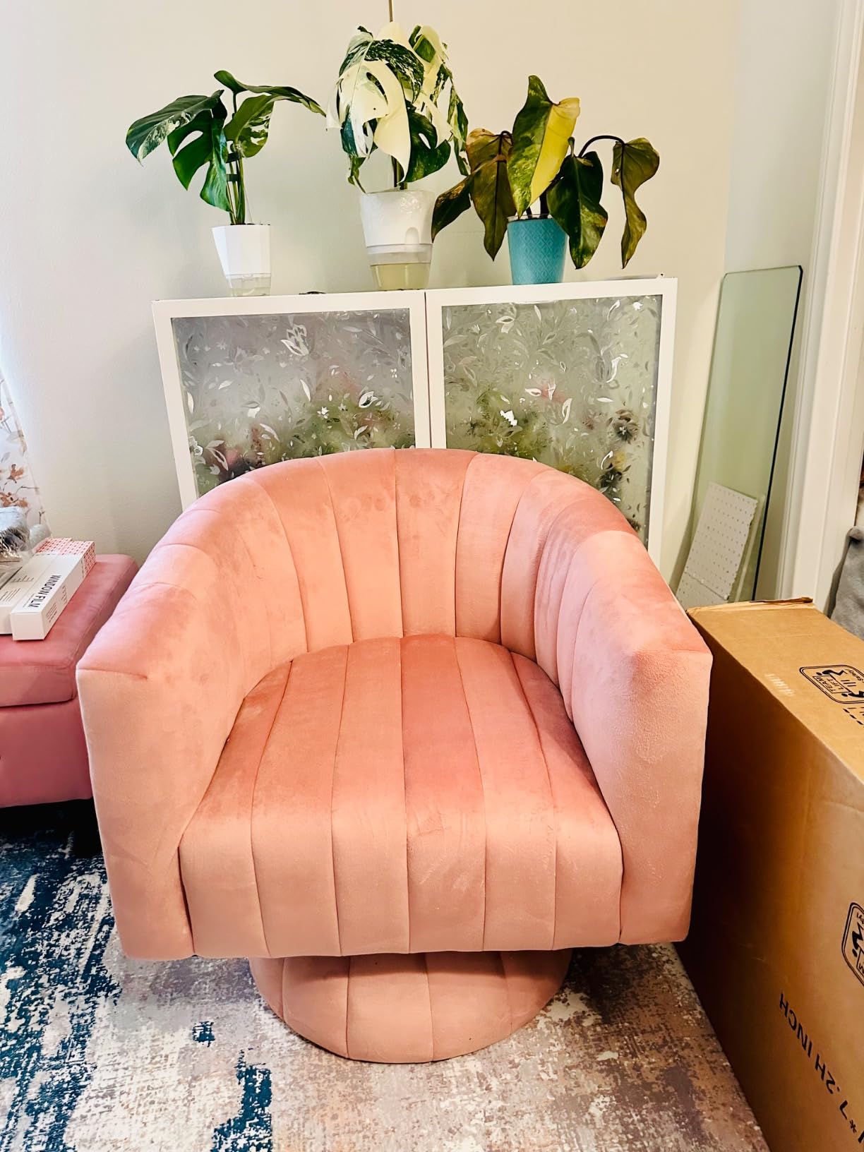 Kromax Swivel Accent Chair, Modern 360 Degree Swivel Barrel Chair, Beige | Mid Century Overstuffed Tufted Velvet Chair with Armrest, Comfy Round Armchair, Ideal for Living Room, Bedroom, Reading Room customer photo 2