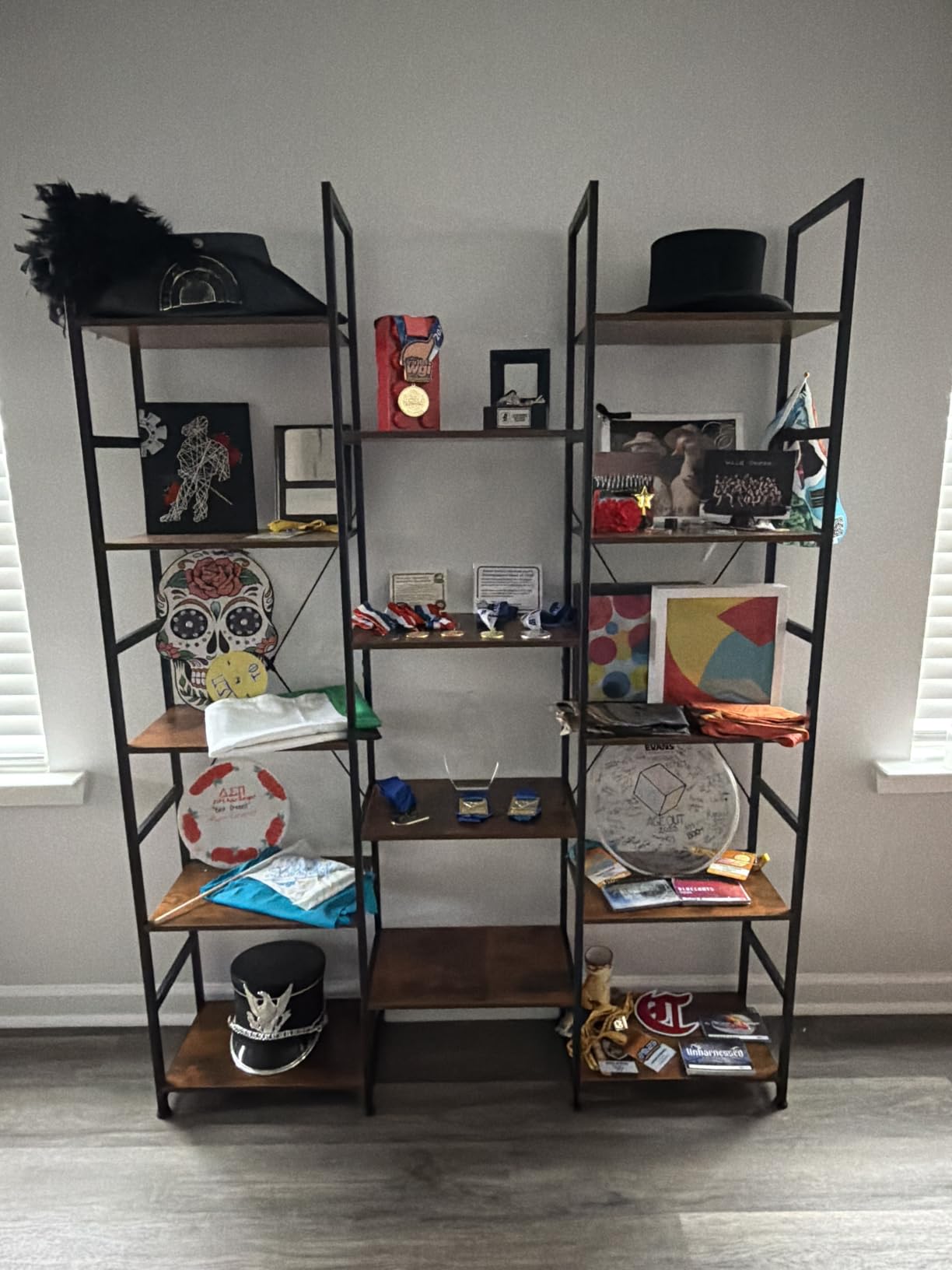 NUMENN Triple Column 5 Tier Bookshelf, Bookcase with 14 Open Display Shelves, Adjustable Rustic Industrial Style Book Shelves, Modern Bookshelves for Bedroom, Living Room and Home Office, Vintage customer photo 2