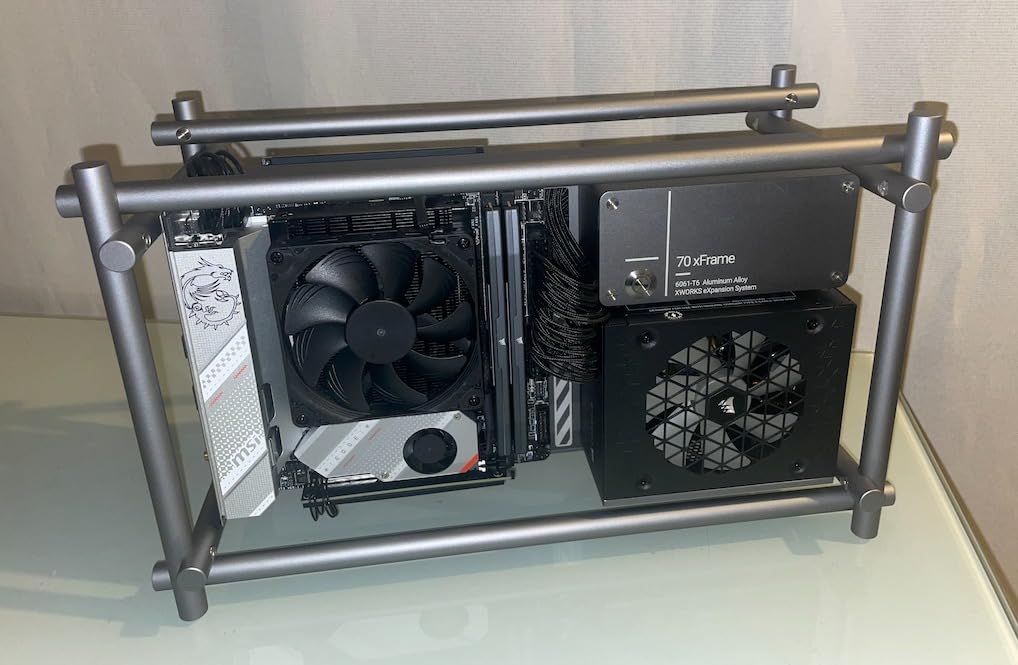 CORSAIR SF750 (2024) Fully Modular SFX Low Noise 80 Plus Platinum Power Supply - ATX 3.1 Compliant - PCIe 5.1 Ready - Small Form Factor - Bracket Included - Black customer photo 1