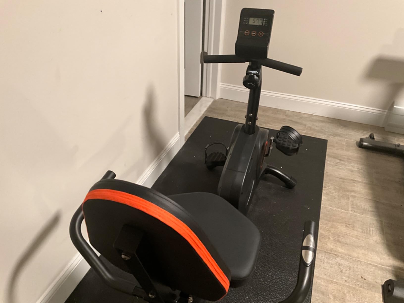 YOSUDA Recumbent Exercise Bike for Home, Magnetic Stationary Bike for Seniors/Adults with Adjustable Seat, 350LB Capacity, 16-level Resistance, LCD Monitor & Pulse Sensors customer photo 1