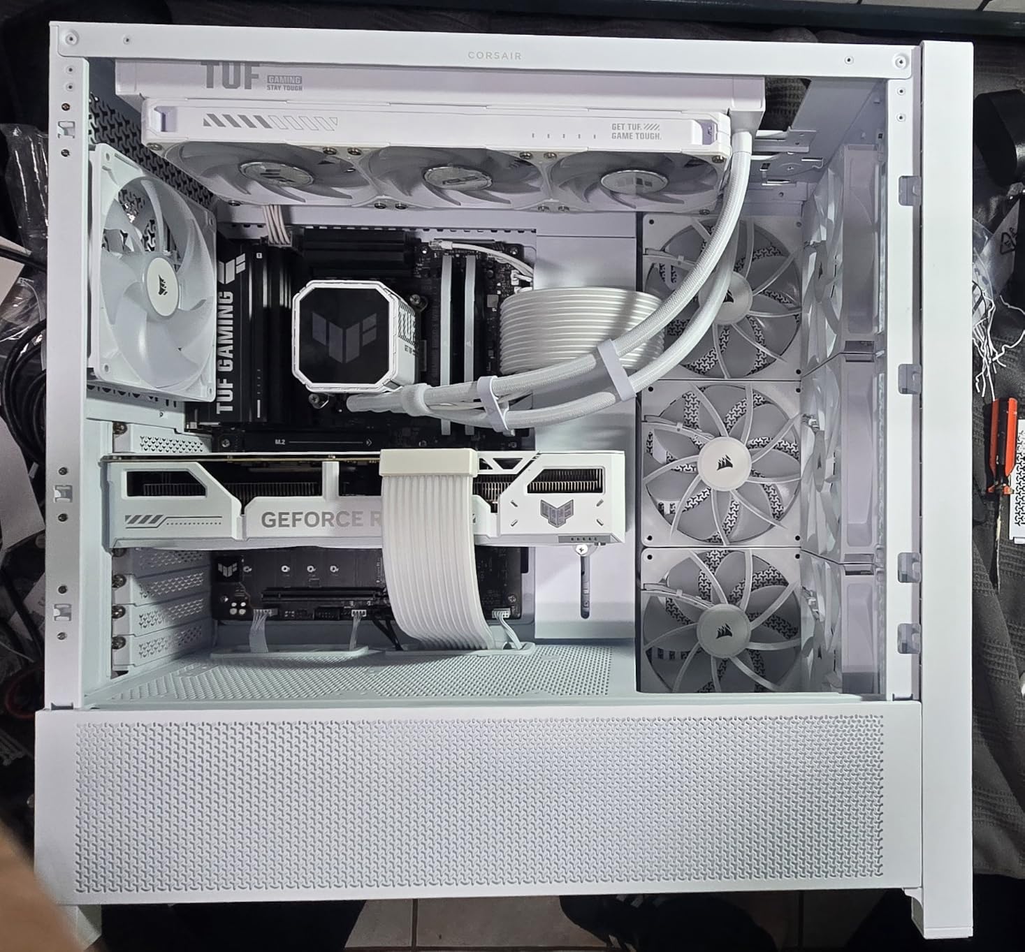 CORSAIR RS140 ARGB 140mm PWM Fans - Daisy-Chain Connection - Low-Noise - Magnetic Dome Bearing - Dual Pack - Black customer photo 1