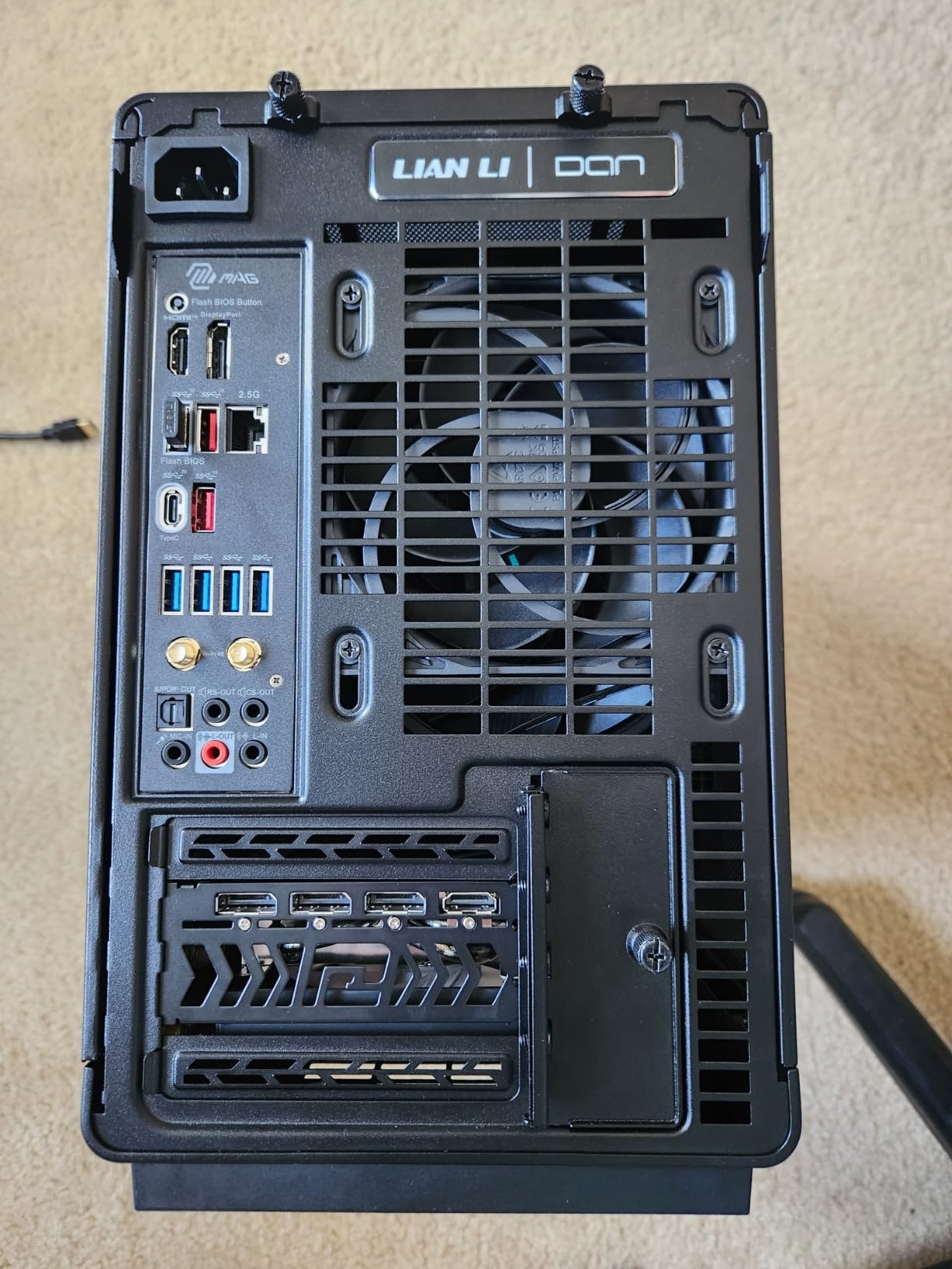 Lian Li A3-mATX Computer Case-26.3L Micro Form Factor-Black-A3X.US | No Fans Included, Supports 360mm AIO Modularity Design, Supports M-ATX and ITX Motherboard, DAN Collaboration customer photo 1