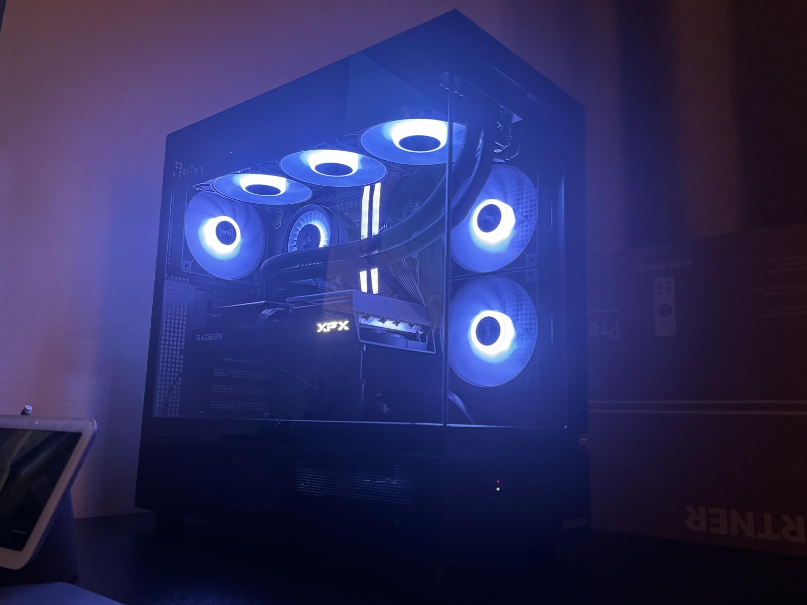MONTECH XR Panoramic High Airflow ATX PC Case, 3 ARGB PWM Fans, Black | 420mm GPU Support, 360mm Radiator, Dual Tempered Glass, USB-C, Reverse Blade Fans, Magnetic Dust Filters, Up to 9 Fans customer photo 2
