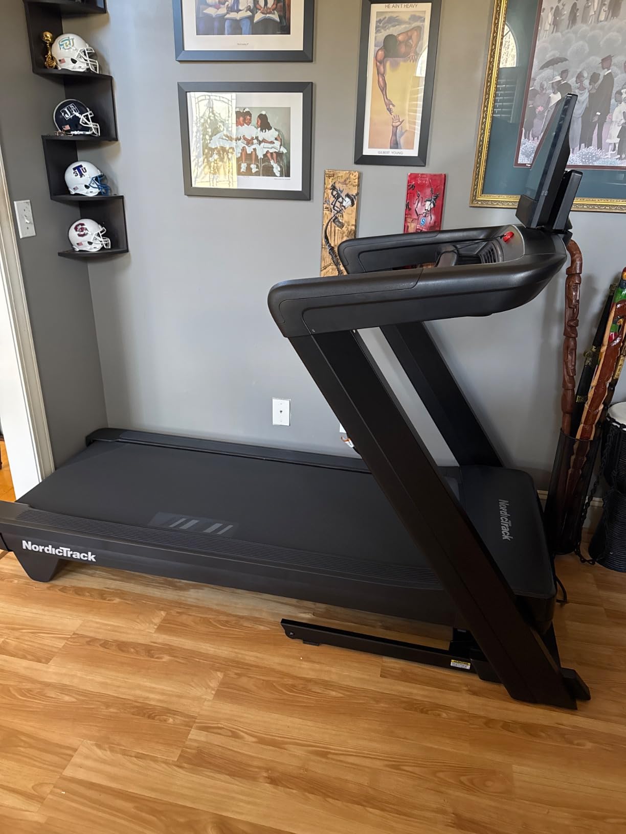 NordicTrack Commercial Series Treadmills | Foldable Treadmills with Adjustable -3% to 12% Incline for High Efficiency Running and Walking Workouts at Home customer photo 1