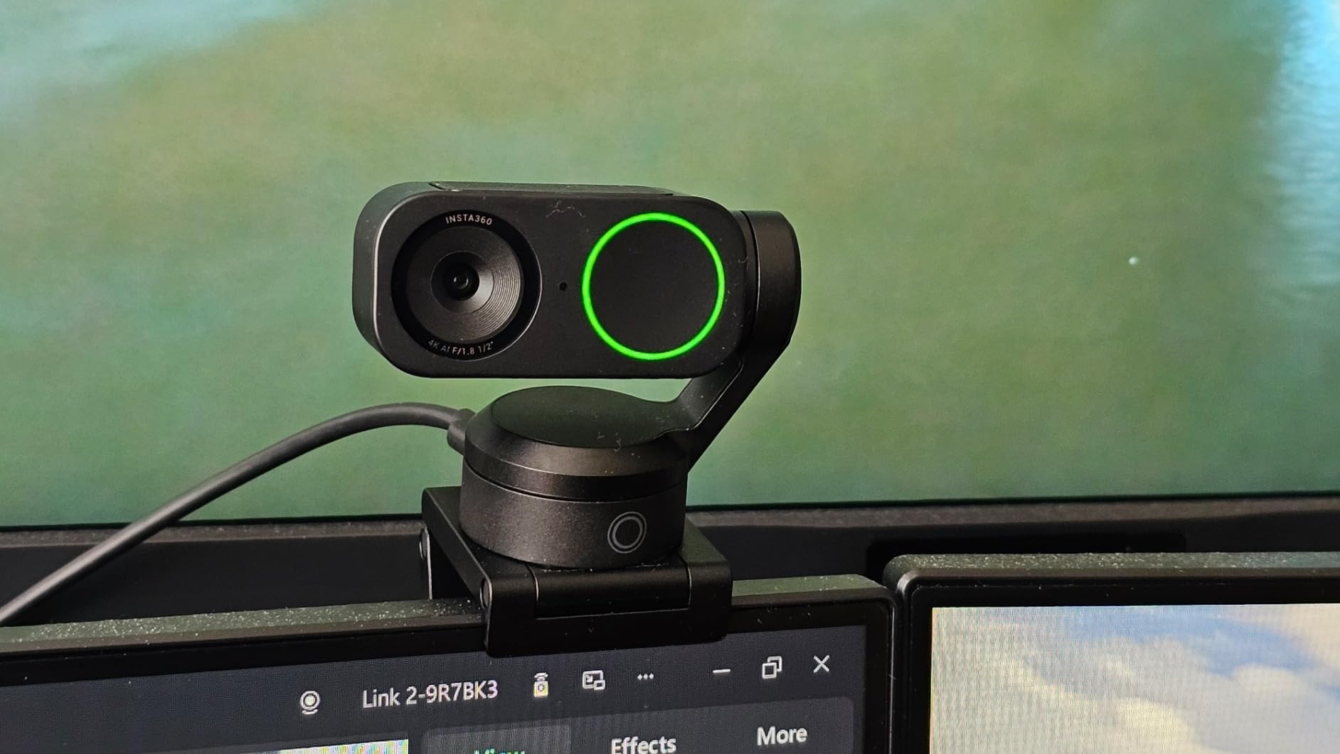 Insta360 Link 2 - PTZ 4K Webcam for PC/Mac, 1/2