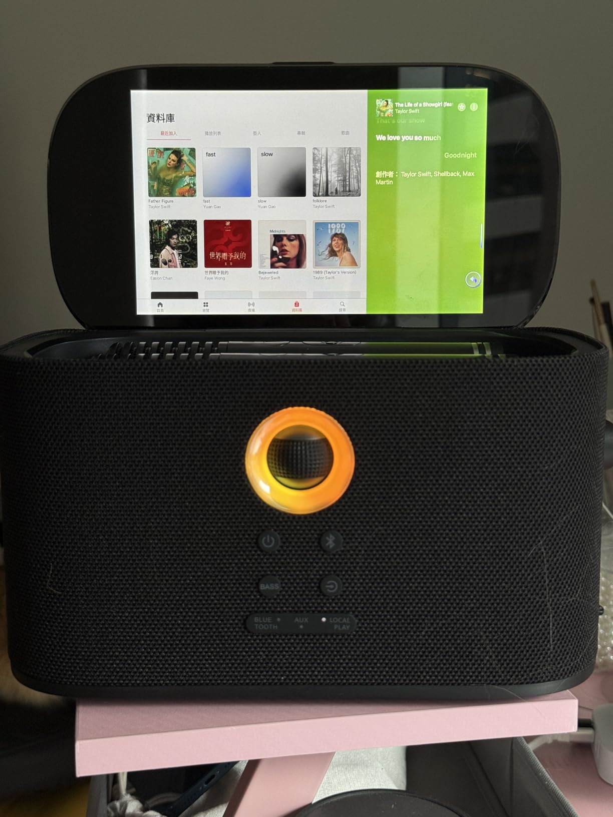 Ikarao Portable Karaoke Machine for Adults, Built-in Lyrics Display and Screen, 2 Self-Charging Wireless Microphones, Karaoke App, 140W Speaker, Connects to TV for Home Party Birthday Outdoor Camping customer photo 1
