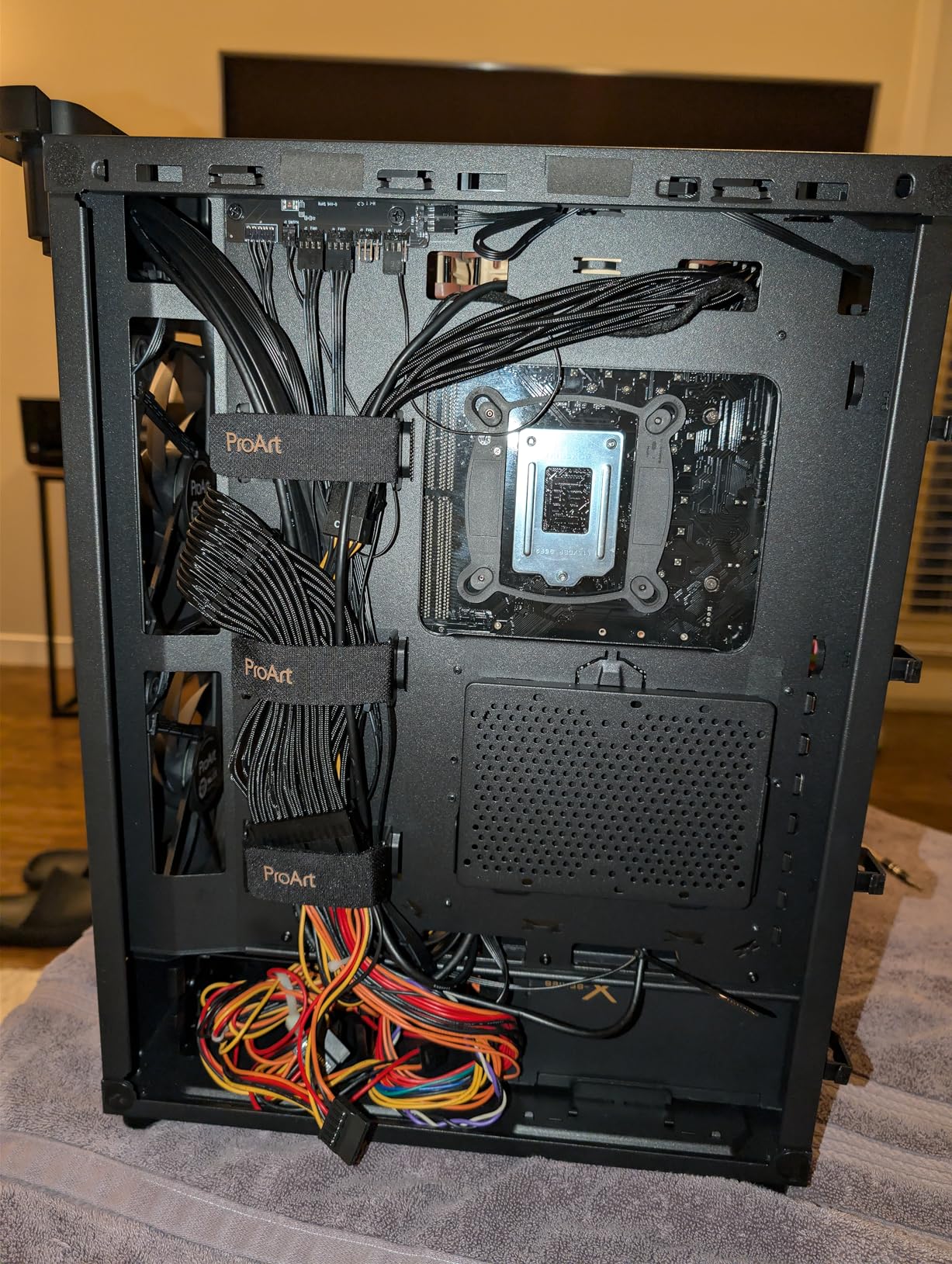 ASUS ProArt PA401 Wood Edition ATX PC Case Tempered Glass, Certified Wooden Front Panel, Prebuild Dual 160mm Fans, Power Button Lock, USB-C 20Gbps, Detachable PSU Bracket, 2 Year Warranty customer photo 2