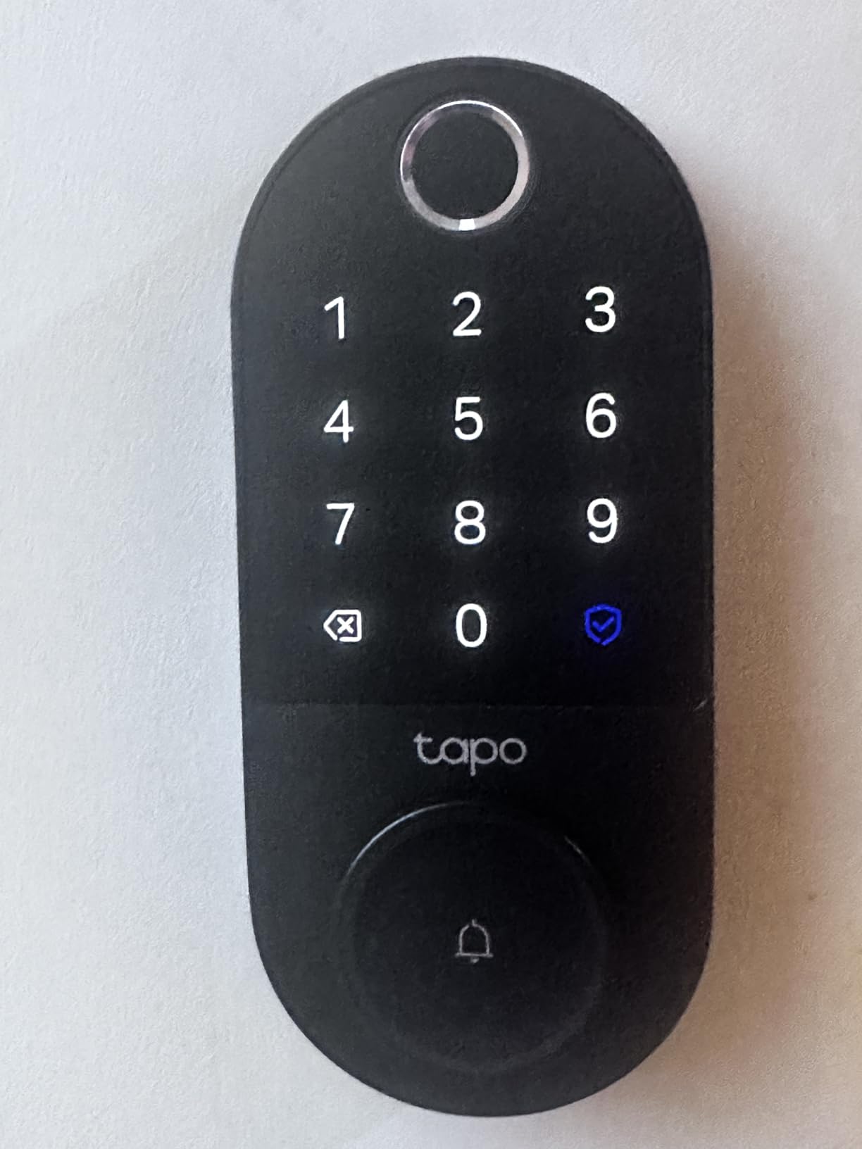 Tapo Smart Wi-Fi Door Lock DL110, Keyless Entry, Fingerprint Recognition, Touchscreen Keypad, BHMA Grade 2 customer photo 1