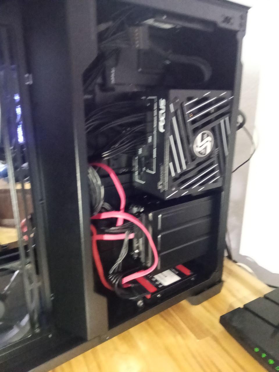 Seasonic Focus GX-1000 1000W Power Supply ATX 3.1 & PCIe 5.1 Ready customer photo 2