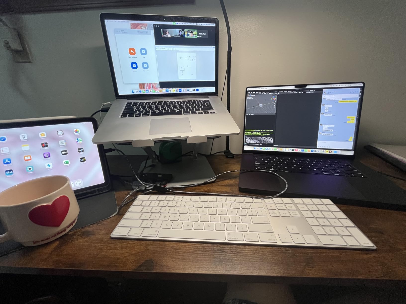 2024 MacBook Pro Laptop with M4 Pro, 14-core CPU, 20-core GPU, 16.2-inch Liquid Retina XDR Display, 24GB Unified Memory, 512GB SSD Storage, Space Black customer photo 1