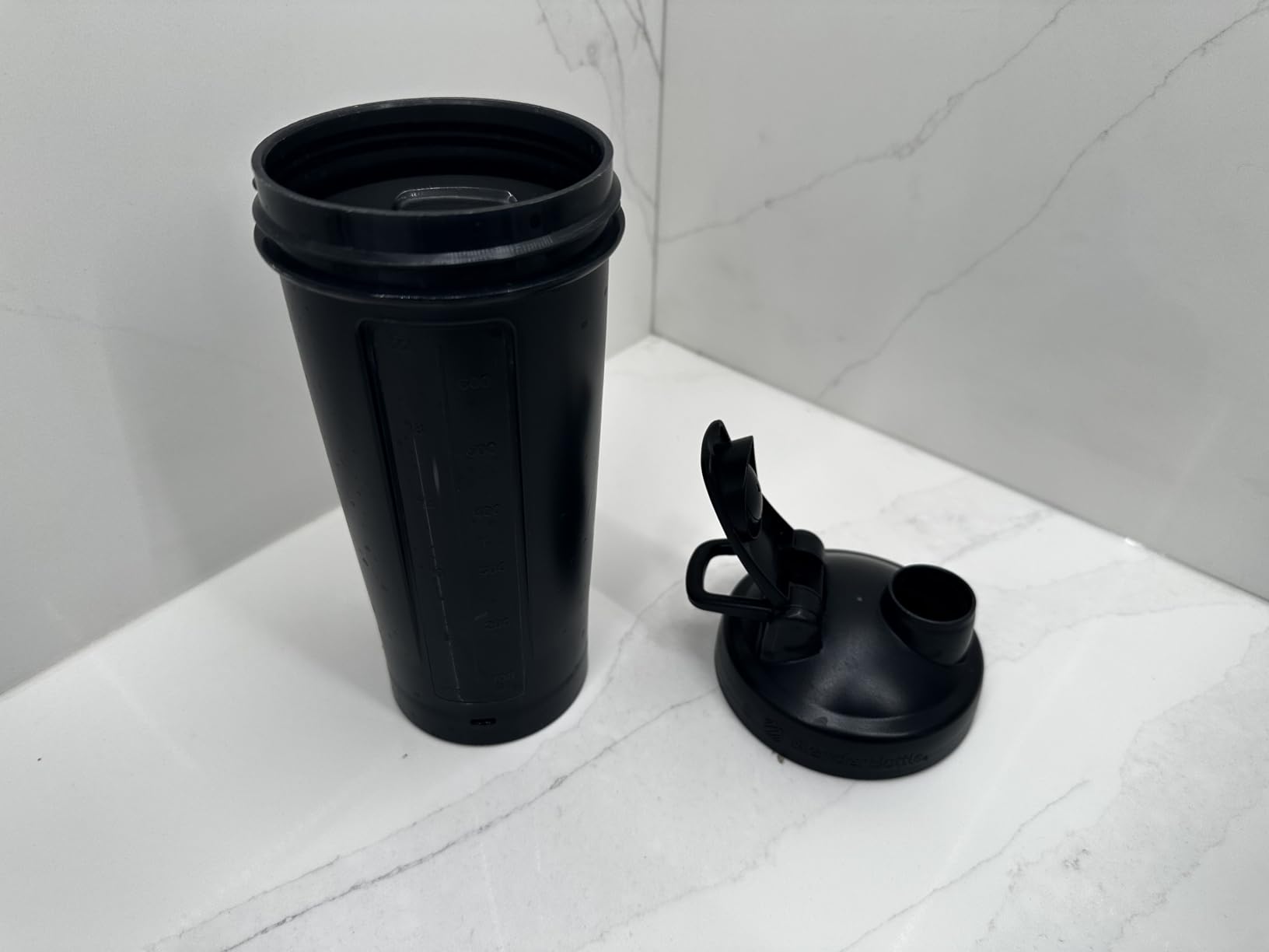 BlenderBottle Classic V2 Plastic Shaker Bottle 28 oz Black & Navy, 2-Pack customer photo 1