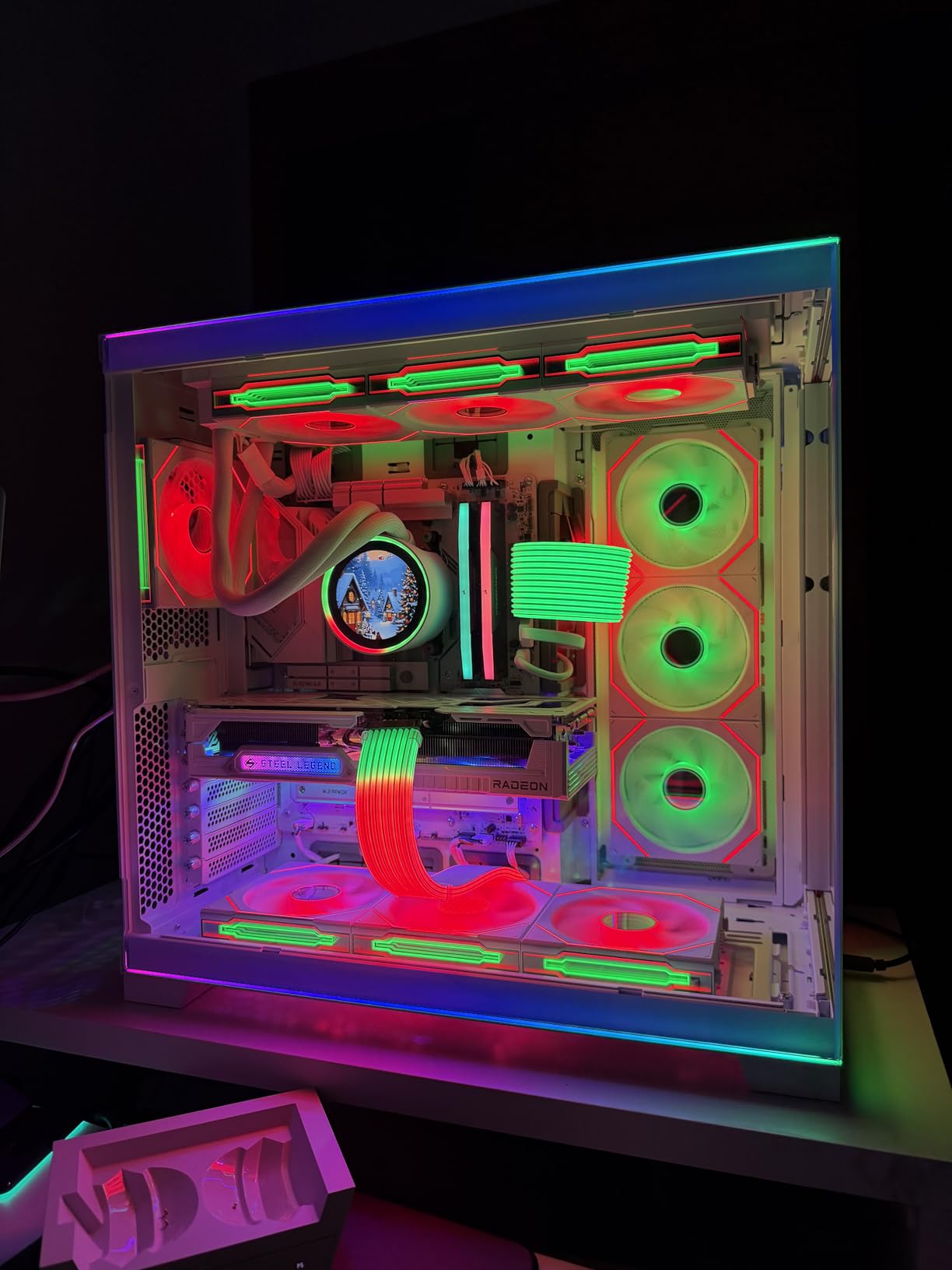 Lian Li Edge 1000W Gold-White-EG1000G.WH | Fan Hub Included, Gold ATX 3.0, 3.1 PCIE 5.1, L-Shape Design for Dual Chamber Case, 120mm FDB Fan customer photo 1