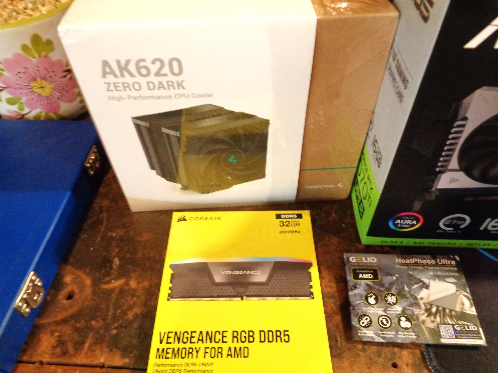 CORSAIR Vengeance RGB DDR5 RAM 32GB (2x16GB) Up to 6000MHz CL30-36-36-76 1.4V AMD EXPO & Intel XMP 3.0 Desktop Computer Memory - White (CMH32GX5M2B6000Z30W) customer photo 1