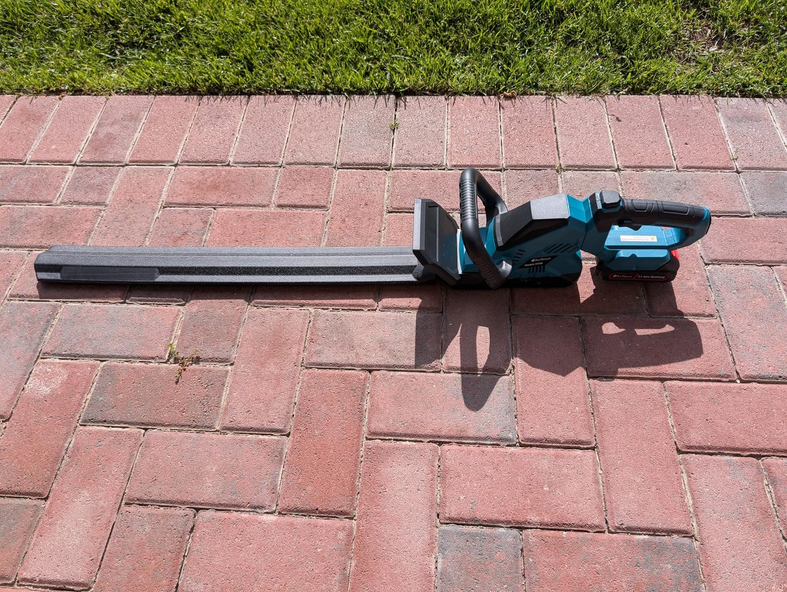 Hedge Trimmers Cordless with Battery, 3000RPM Brushless Motor customer photo 1