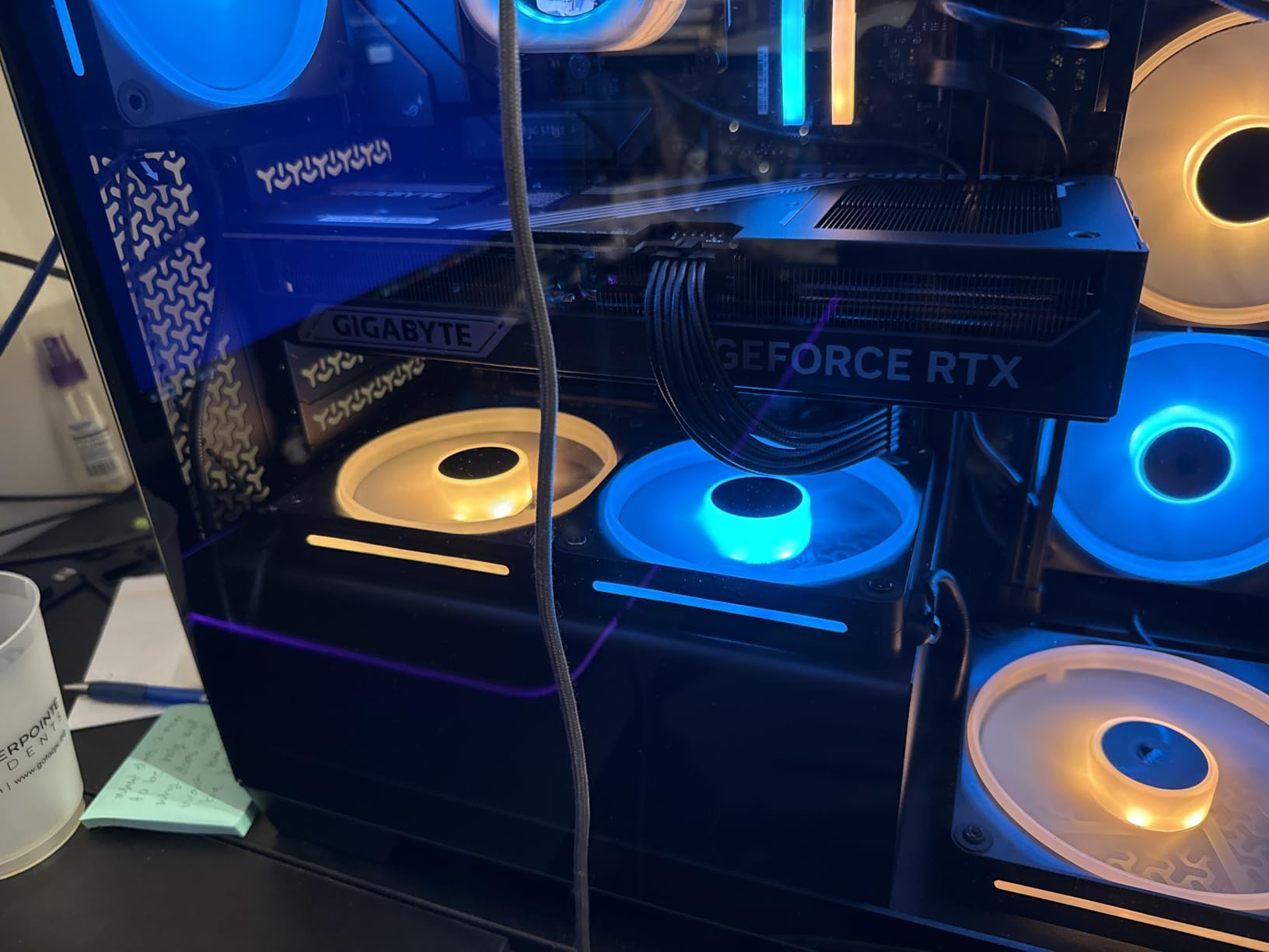 GIGABYTE GeForce RTX 5080 WINDFORCE OC SFF 16G Graphics Card, WINDFORCE Cooling System, 16GB 256-bit GDDR7, GV-N5080WF3OC-16GD Video Card customer photo 1