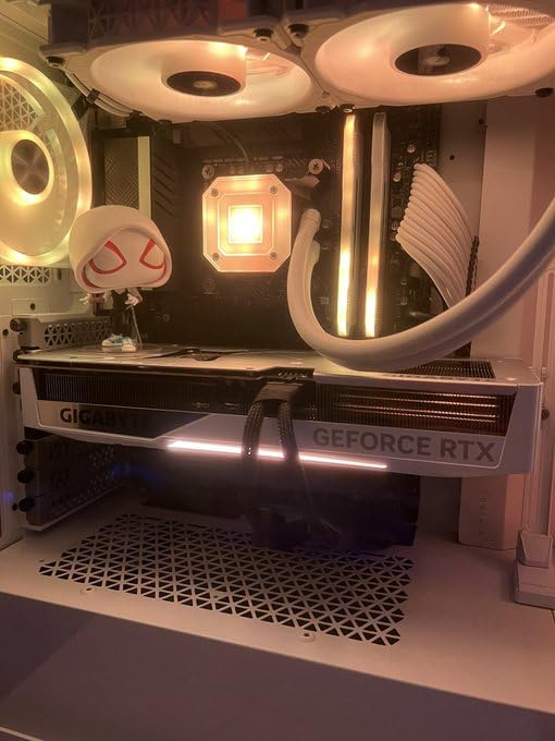 GIGABYTE GeForce RTX 5070 Ti Eagle OC ICE SFF 16G Graphics Card, 16GB 256-bit GDDR7, PCIe 5.0, WINDFORCE Cooling System customer photo 2