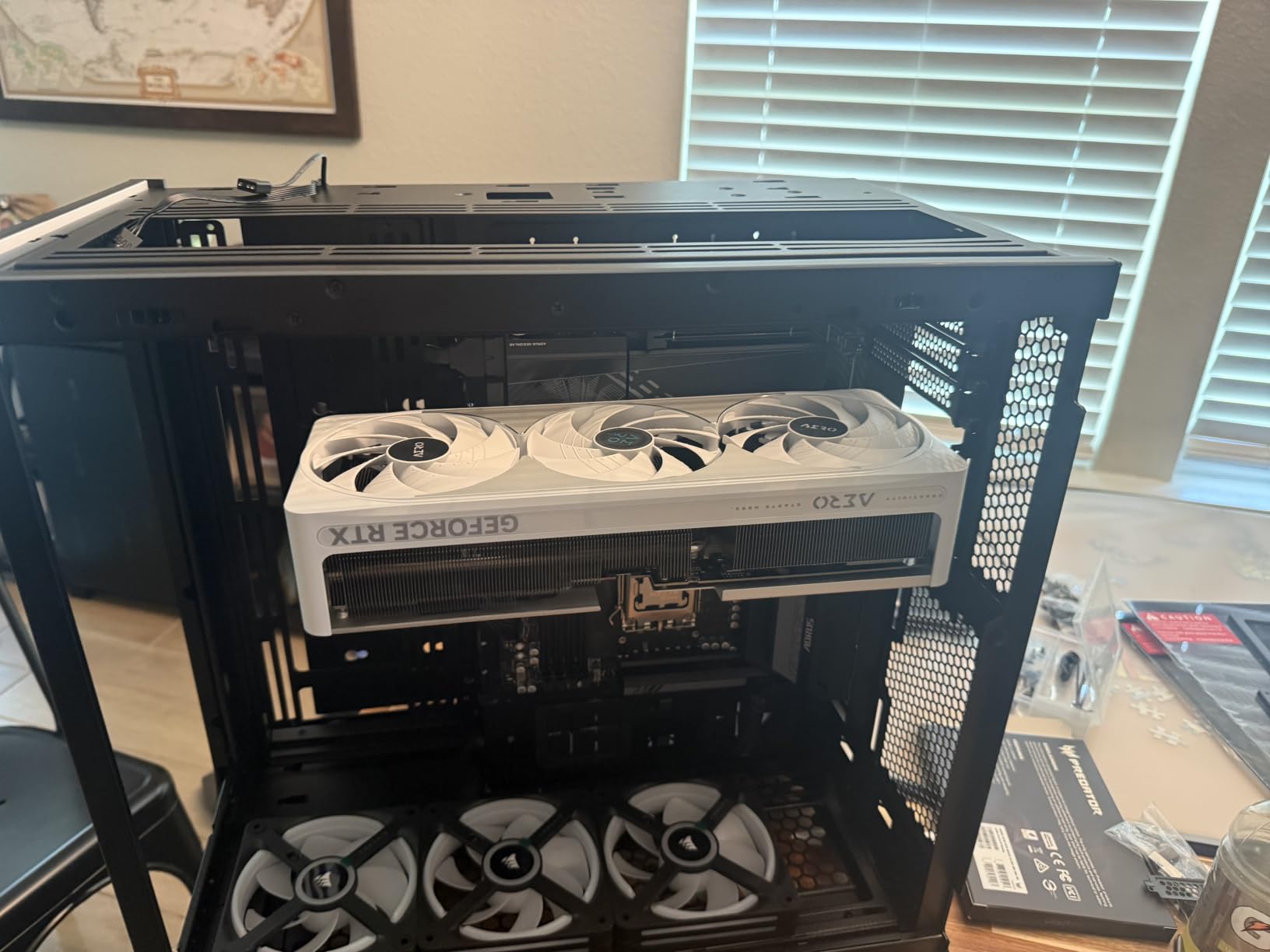 GIGABYTE GeForce RTX 5070 Ti AERO OC 16G Graphics Card, 16GB 256-bit GDDR7, PCIe 5.0, WINDFORCE Cooling System customer photo 2