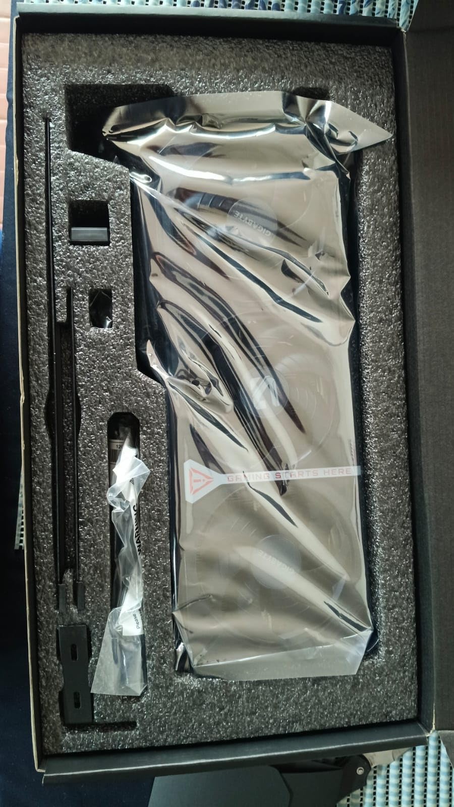 GIGABYTE GeForce RTX 5070 Gaming OC 12G Graphics Card, 12GB 192-bit GDDR7, PCIe 5.0, WINDFORCE Cooling System, GV-N5070GAMING OC-12GD Video Card customer photo 2