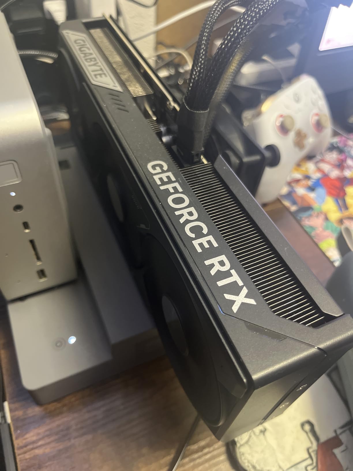GIGABYTE GeForce RTX 5070 Ti WINDFORCE OC SFF 16G Graphics Card, 16GB 256-bit GDDR7, PCIe 5.0, WINDFORCE Cooling System customer photo 2