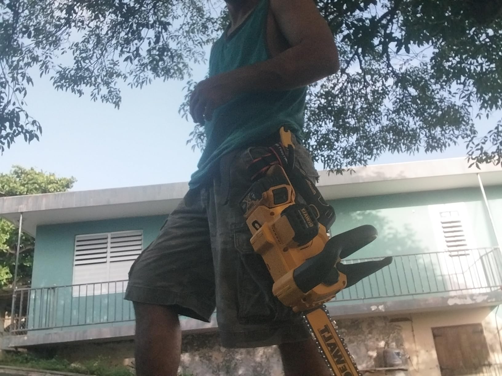 DEWALT 20V MAX 12 in. Cordless Chainsaw, Bare Tool Only (DCCS621B) customer photo 1