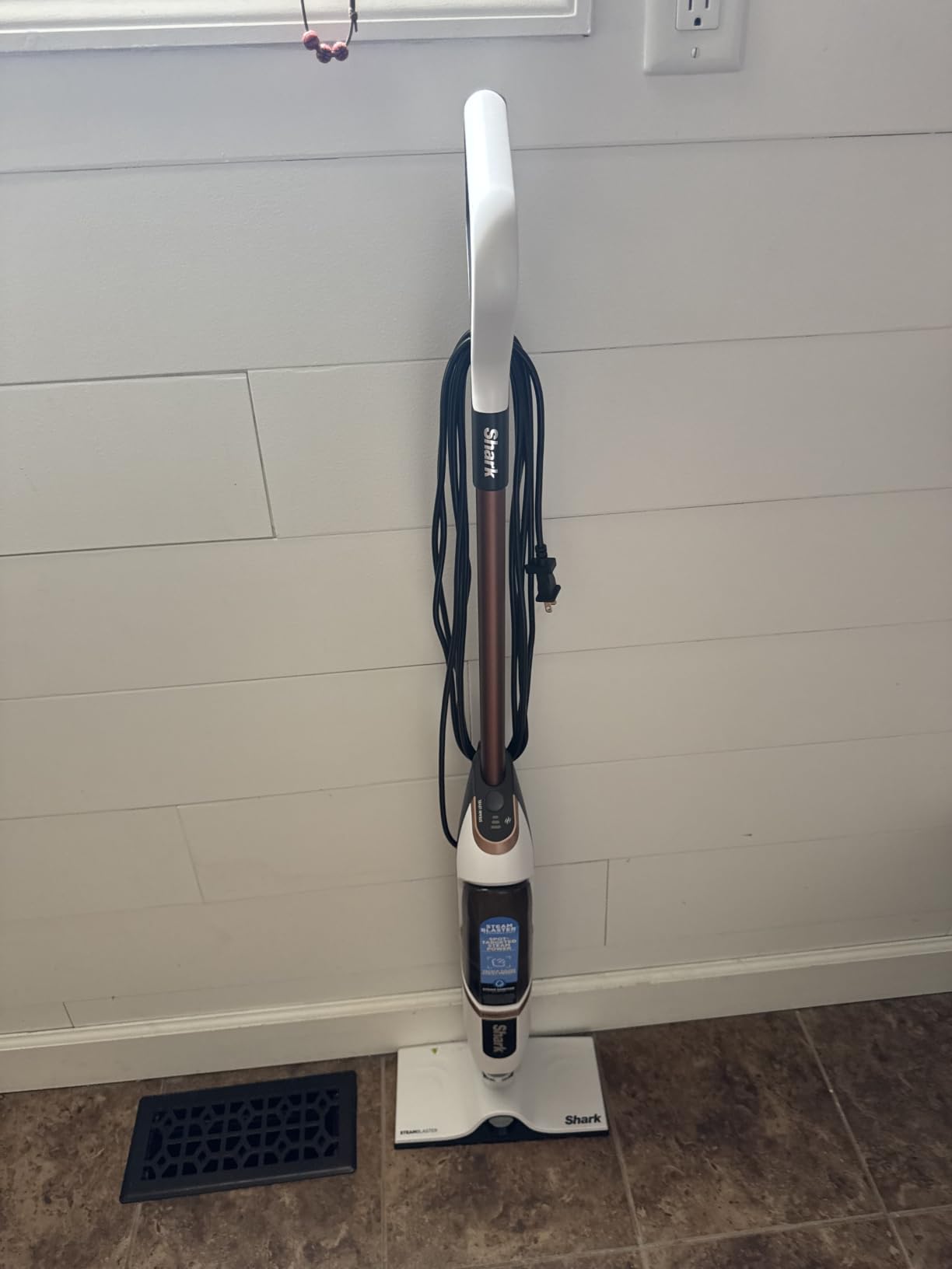 Shark SteamSpot Steam Mop with Steam Blaster Technology, 3 Steam Modes, 2 Washable Pads, XL Removable Water Tank, Lightweight, Steam Cleaner for sealed Hard Floors, Hardwood, Tile, Laminate, S2001 customer photo 1