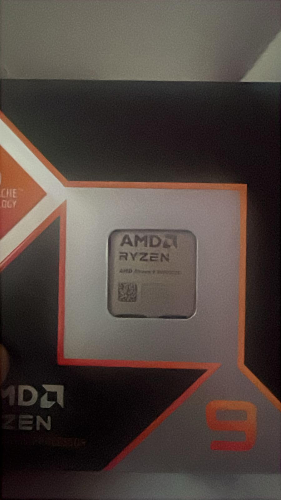 AMD Ryzen 9 9900X3D 12-Core Processor customer photo 1