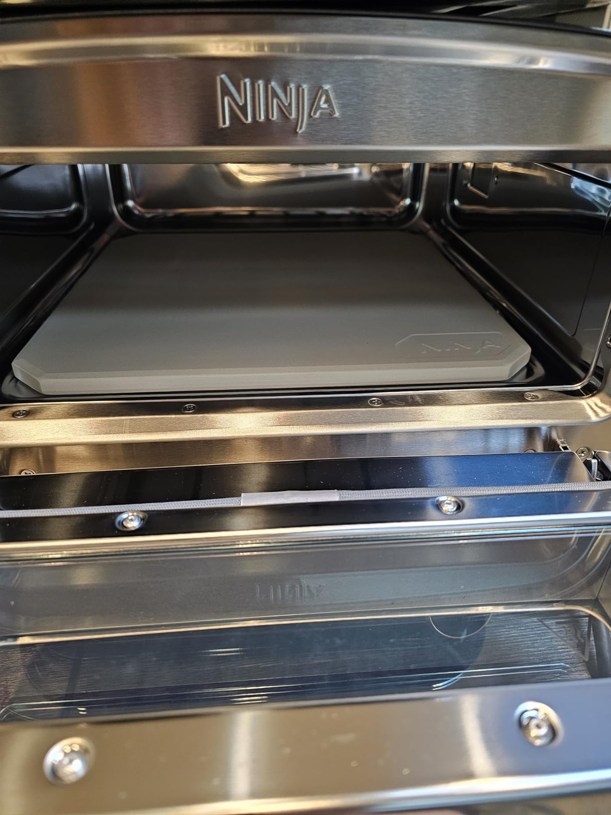 Ninja Artisan Electric Outdoor Pizza Oven with Stone | 12-inch Pizza in 3-minutes | 700F Max Temp | 5-in-1 Functionality - Pizza, Bake, Broil, Proof & Warm | Makes Full Meals | Gray | MO201 customer photo 1