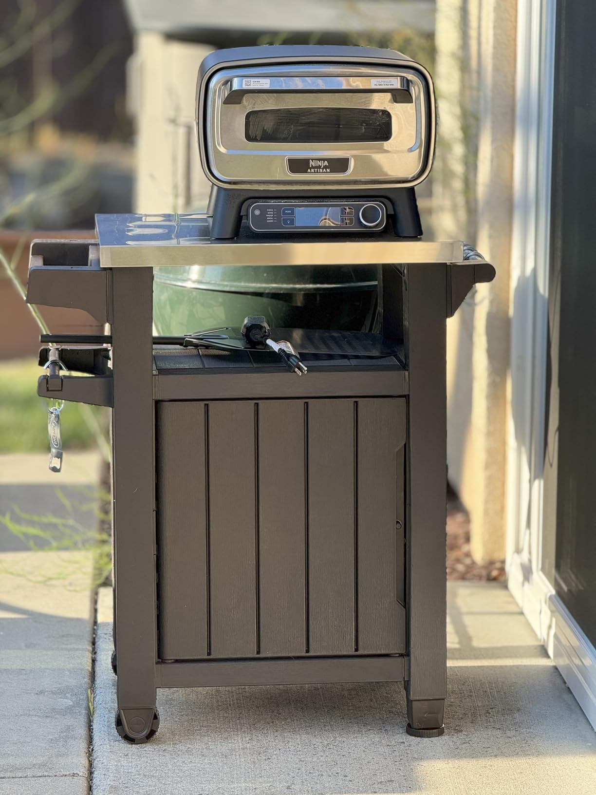 Ninja Artisan Electric Outdoor Pizza Oven with Stone | 12-inch Pizza in 3-minutes | 700F Max Temp | 5-in-1 Functionality - Pizza, Bake, Broil, Proof & Warm | Makes Full Meals | Gray | MO201 customer photo 2