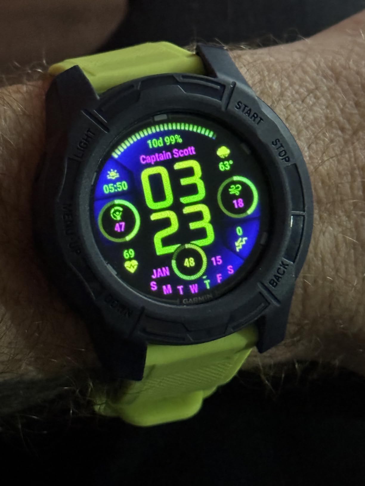 Garmin Descent G2, Watch-Style Dive Computer, Bright AMOLED Display, Multiple Dive Modes customer photo 1
