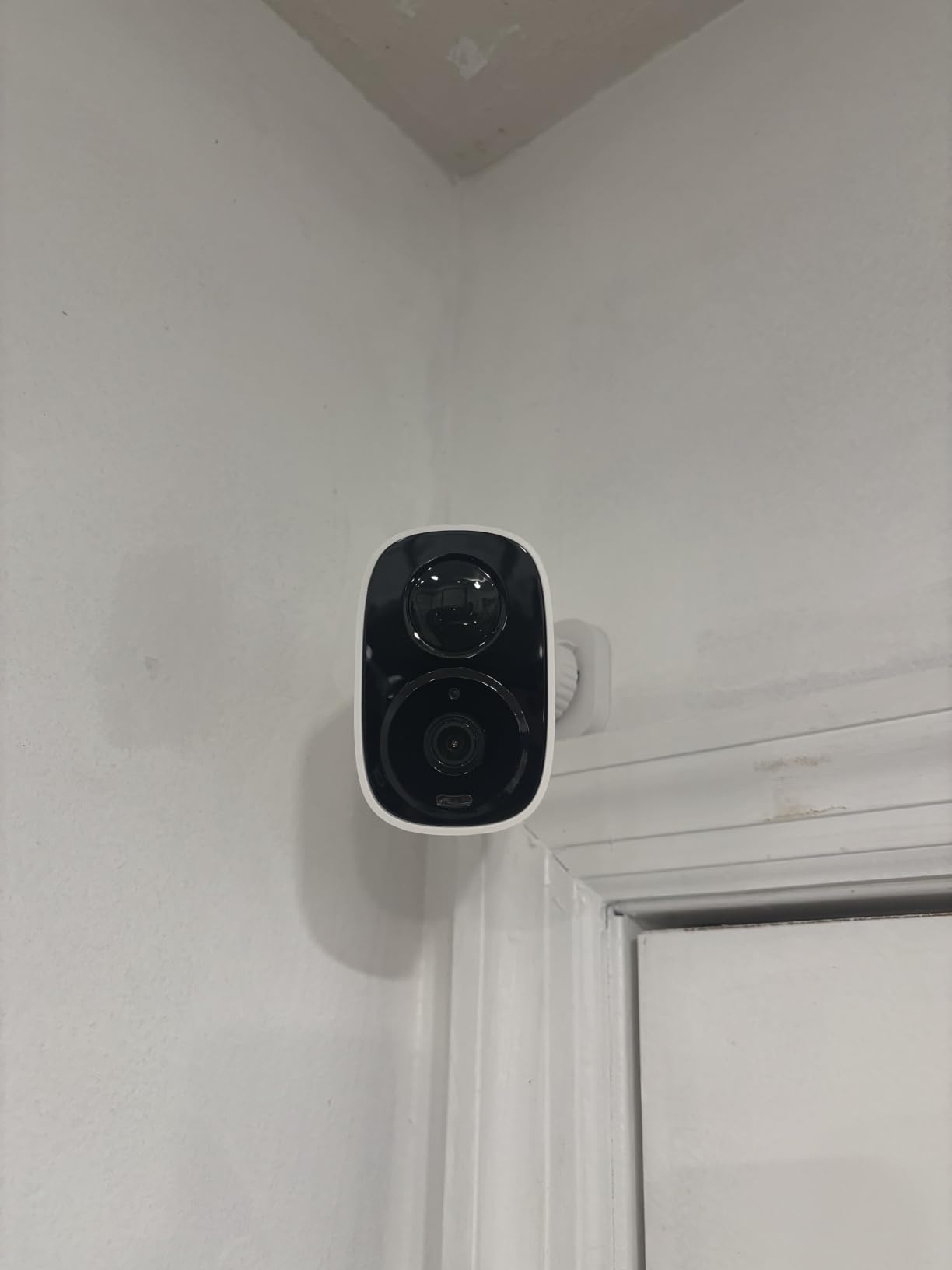 2026 Upgraded 2K Security Cameras Wireless Outdoor, Free Cloud Storage, 1-6 Months Battery Life, Waterproof, 2-Way Talk, AI Motion Detection Spotlight Siren Alarm Cameras for Home Security customer photo 1
