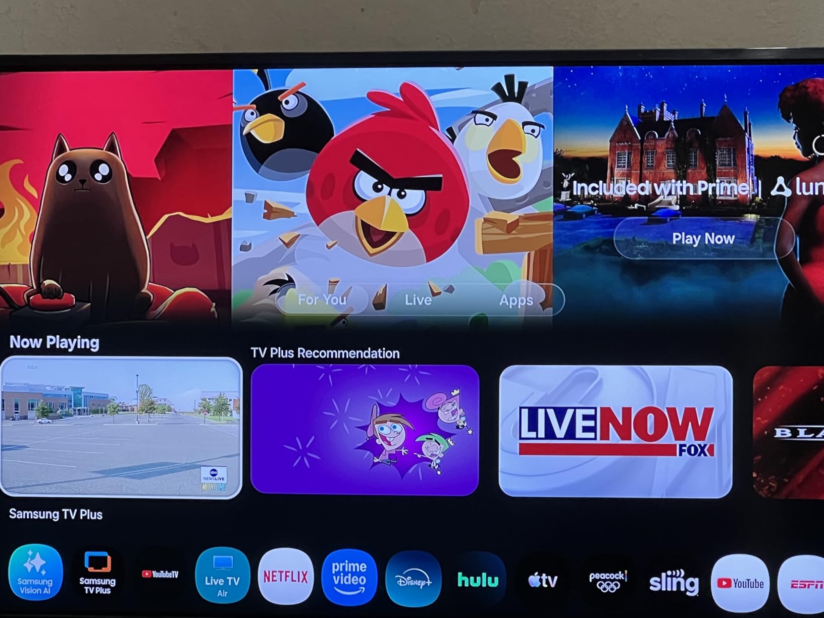 Samsung 32-Inch Class QLED Q8F 4K UHD Smart TV (2025 Model) Q4 AI Processor, 100% Color Volume with Quantum Dot, AirSlim Design, Endless Free Content, Samsung Vision AI, Alexa Built-in customer photo 2