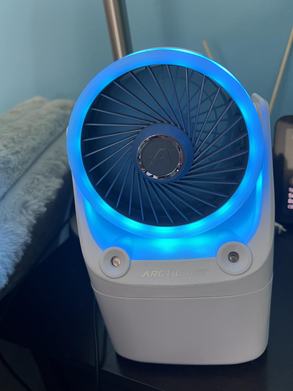 Arctic Air Ice Jet X3 Portable Air Cooler, Dual Mist Modes, Up to 8-Hour Cooling Time, 3-Speed Portable Cooler with Adjustable Airflow, USB C, LED Mood Light, Lightweight, Great for Home & Travel customer photo 2