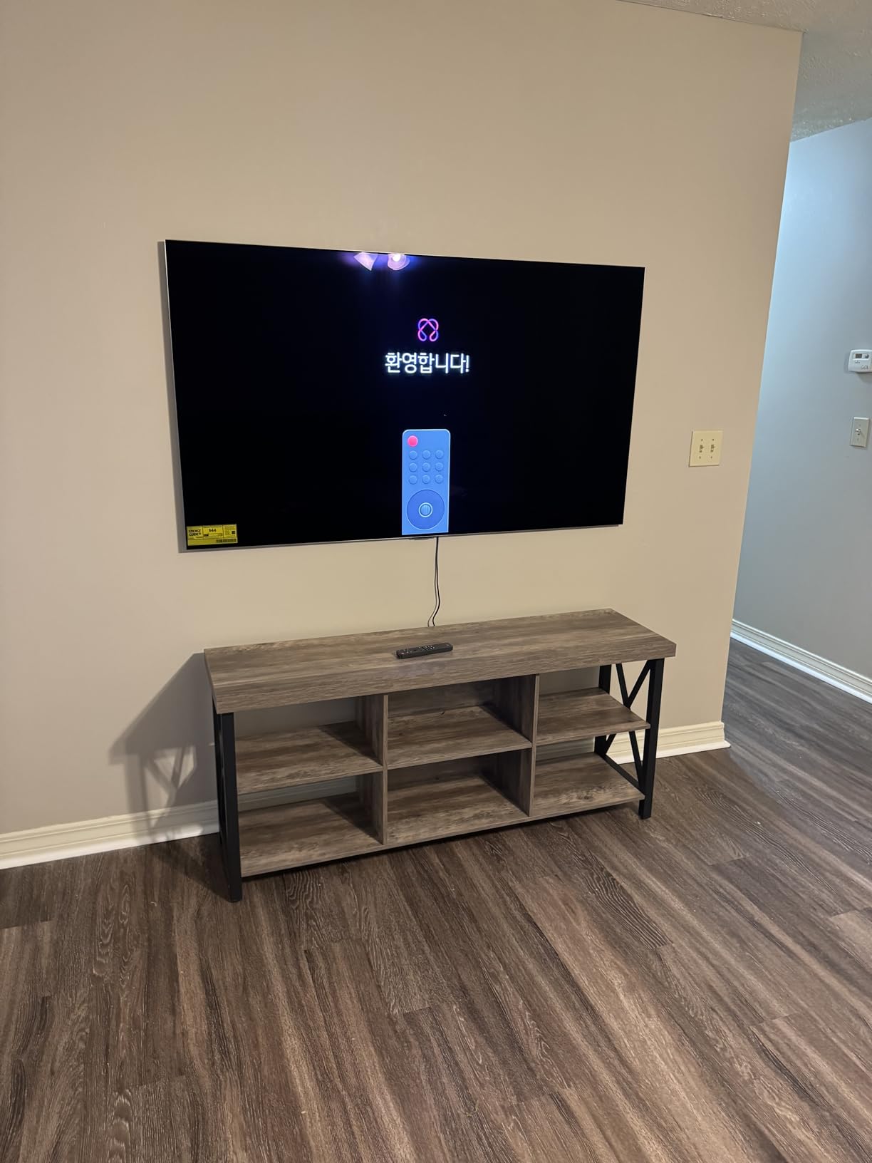 LG 83-Inch Class OLED evo AI 4K G5 Series Smart TV w/Dolby Atmos, Dolby Vision, HDR10, AI Super Upscaling 4K, Filmmaker Mode, Wow Orchestra, Alexa Built-in (OLED83G5WUA, 2025) customer photo 1