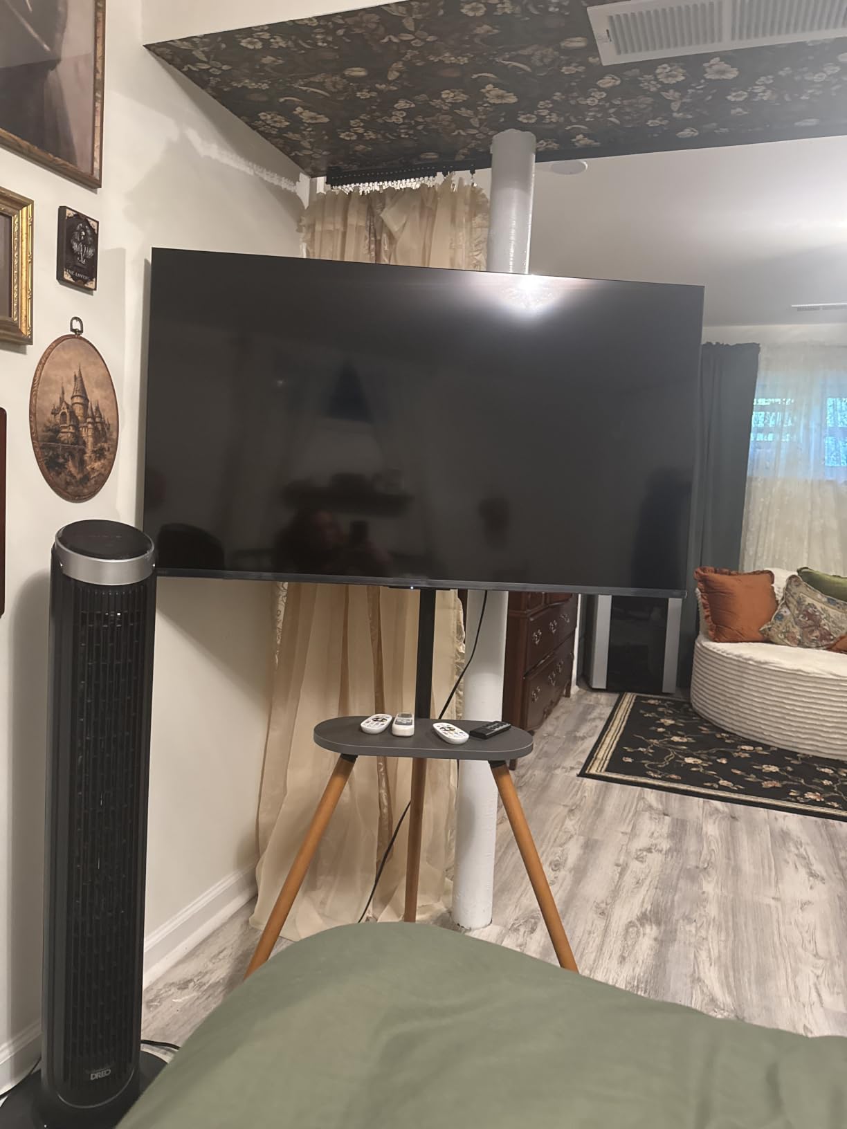 TOSHIBA 43