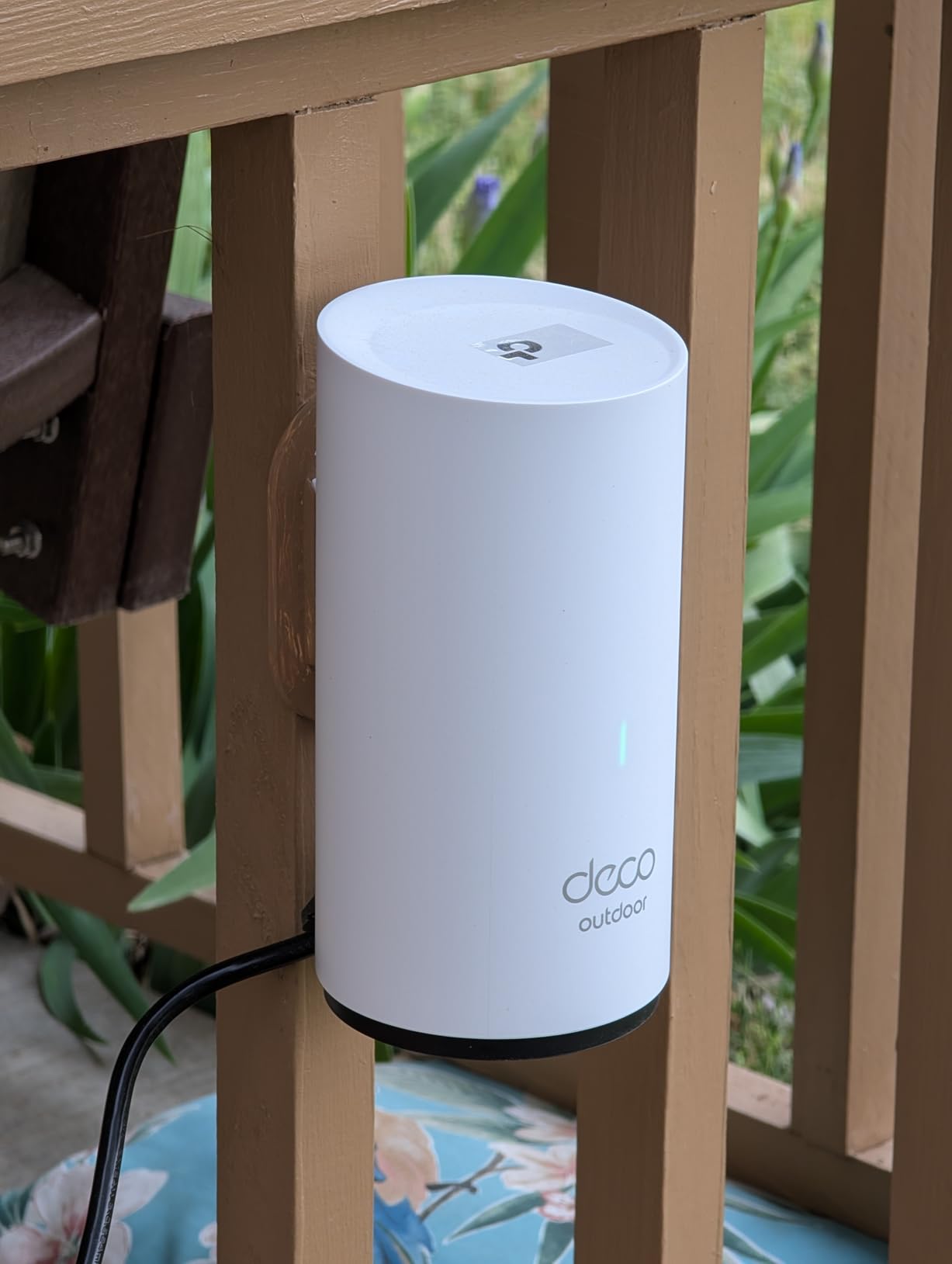 TP-Link Deco 7 Outdoor BE25 BE5000 Dual-Band Wi-Fi 7 Mesh Extender - Up to 2,800 sq. ft., Dual 2.5G PoE+ Ports, IP65 Waterproof, MLO, Multiple Mounting Options, Secure by Design, 1-Pack customer photo 2