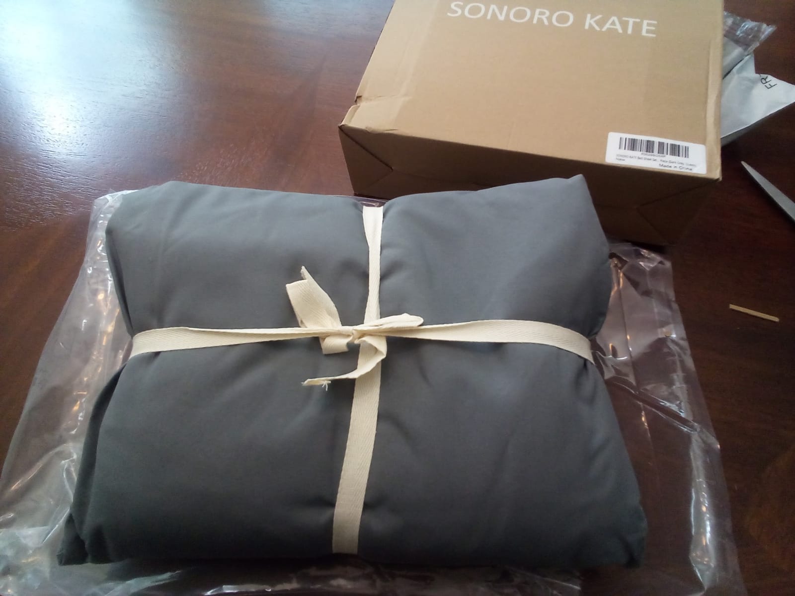 SONORO KATE 100% Viscose Derived from Bamboo Sheets Queen Size, 4PC | Cooling Bed Sheets for Hot Sleepers, Soft Breathable & Silky, 16