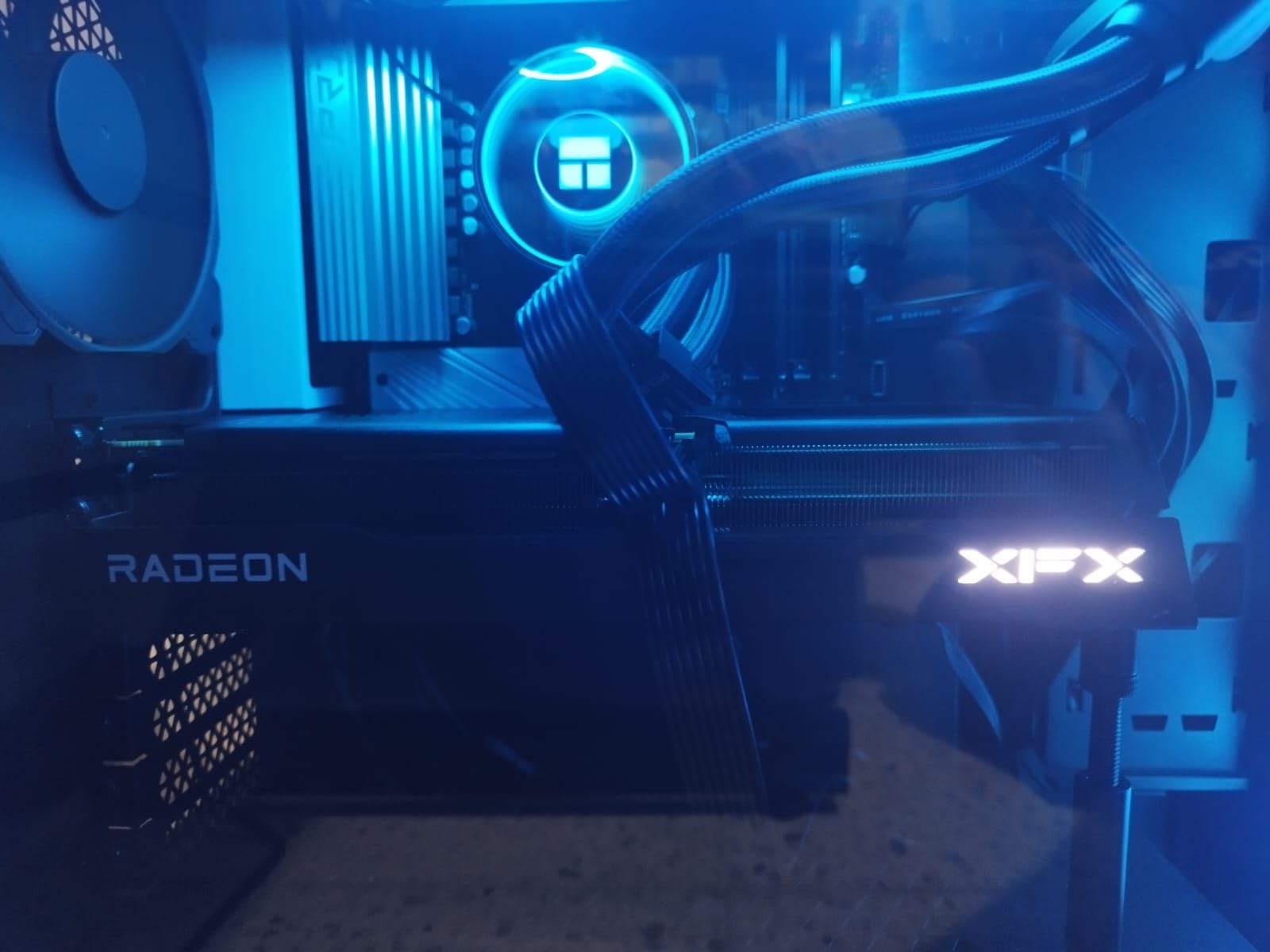 ASRock B650M Pro X3D WiFi 6E AMD AM5 Micro-ATX Motherboard, Supports Ryzen 9000/8000/7000 Series Processors, DDR5 8000+ (OC), PCIe 5.0, 2.5G LAN, 8+2+1 Power Phase customer photo 2