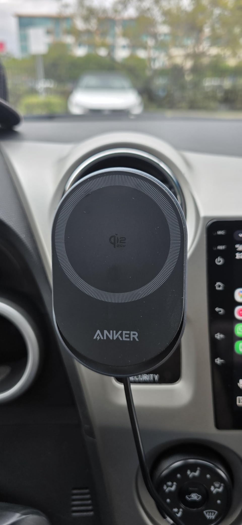 Anker Prime Qi2 25W MagSafe Compatible Wireless Car Charger Mount | AirCool Phone Holder with Vent Clip and Fast Power, for iPhone 17 - 12 Series, and More (Adapter Included) customer photo 1