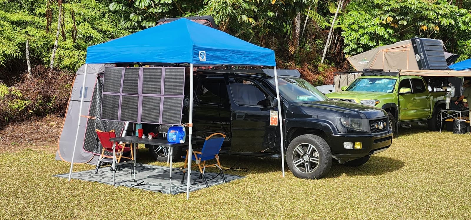 Renogy 200W Portable Solar Panel Blanket, 25% High Efficiency N-Type Foldable Solar Charger for Power Station, Lightweight 8-Fold Space Save, USB-A Type-C Output, For Camping, RV, Pickup Truck, Marine customer photo 2