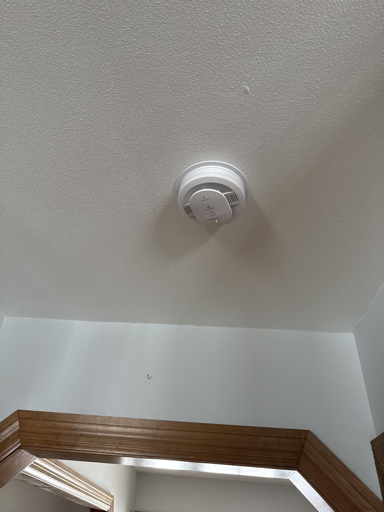 Kidde Smart Smoke Detector, Ring App Enabled for Real-Time Notifications, Hardwired Alarm, AA Backup Battery customer photo 2