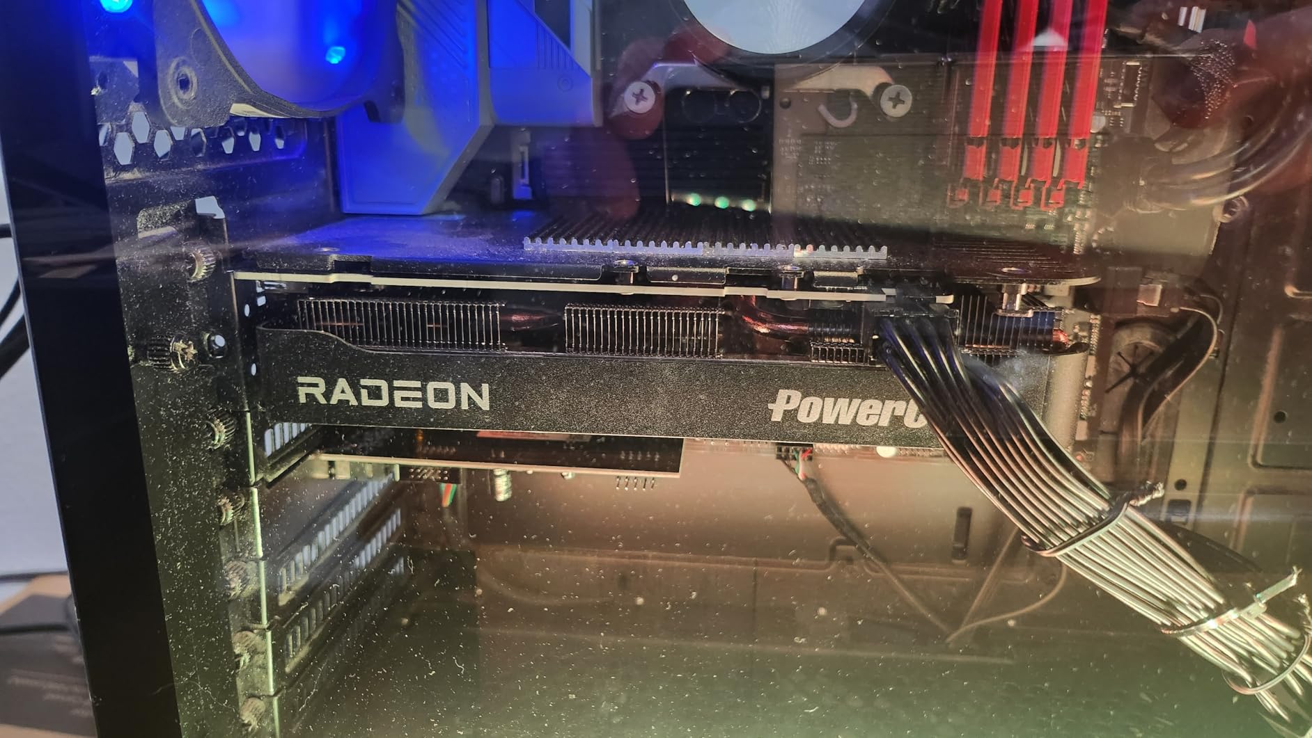 XFX Reaper AMD Radeon RX 9060 XT 16GB GDDR6 customer photo 1