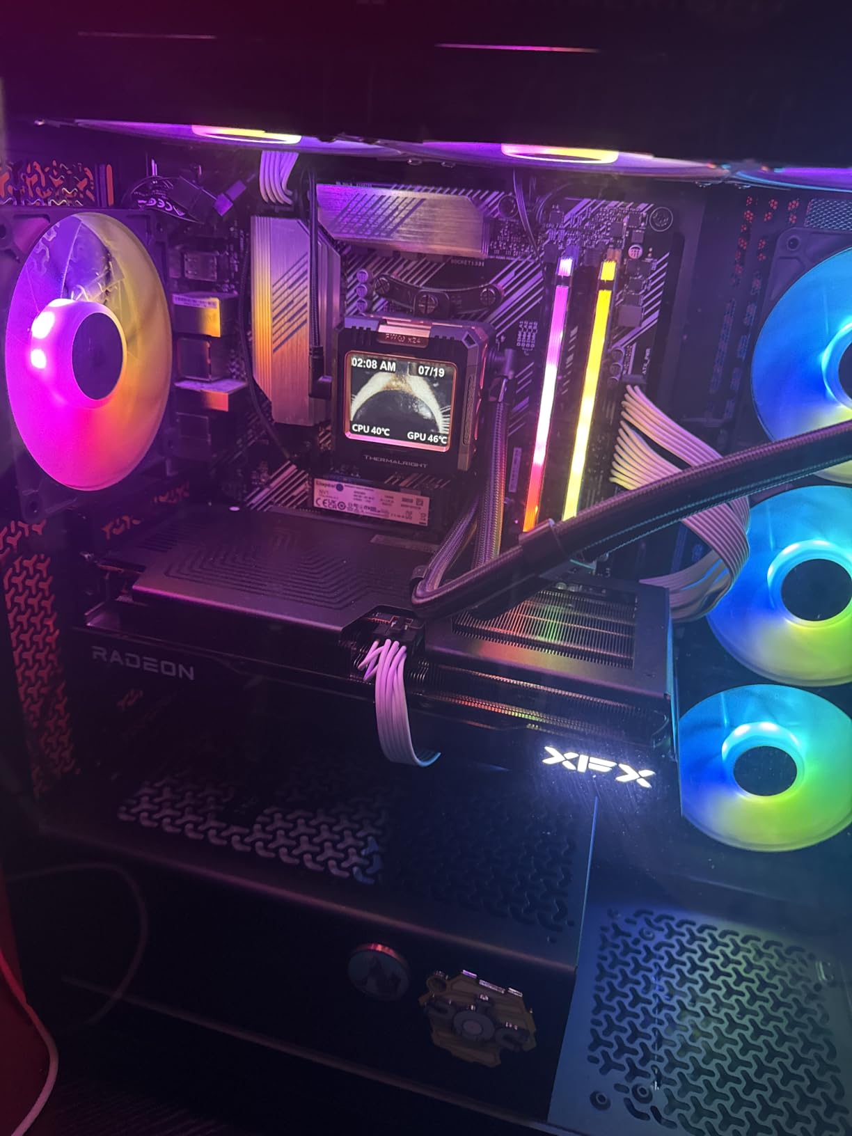 XFX Swift AMD Radeon RX 9060 XT OC Triple Fan Gaming Edition, 16GB GDDR6, RDNA 4 customer photo 1