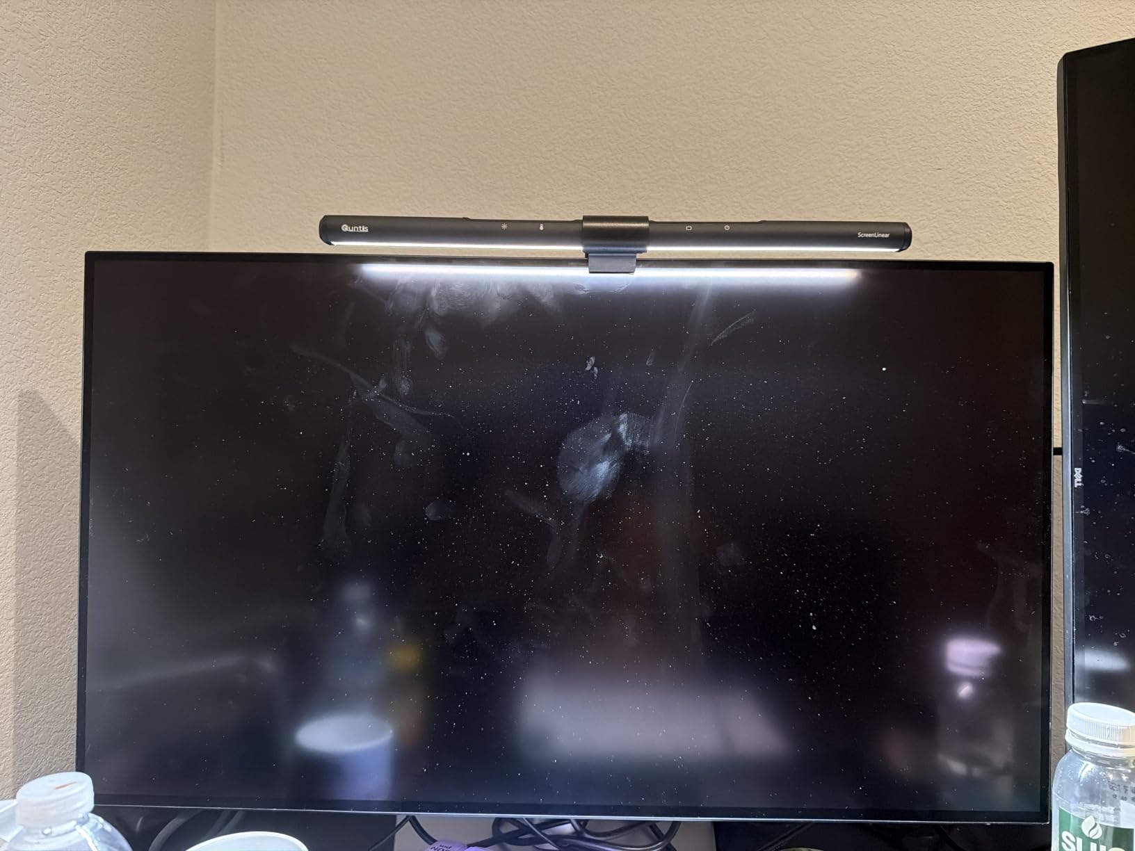 Dell U3225QE 31.5-Inch 16:9 Black LED HDR Monitor | UltraSharp 31.5' : 4K Ultra HD 120Hz Thunderbolt Hub IPS customer photo 1